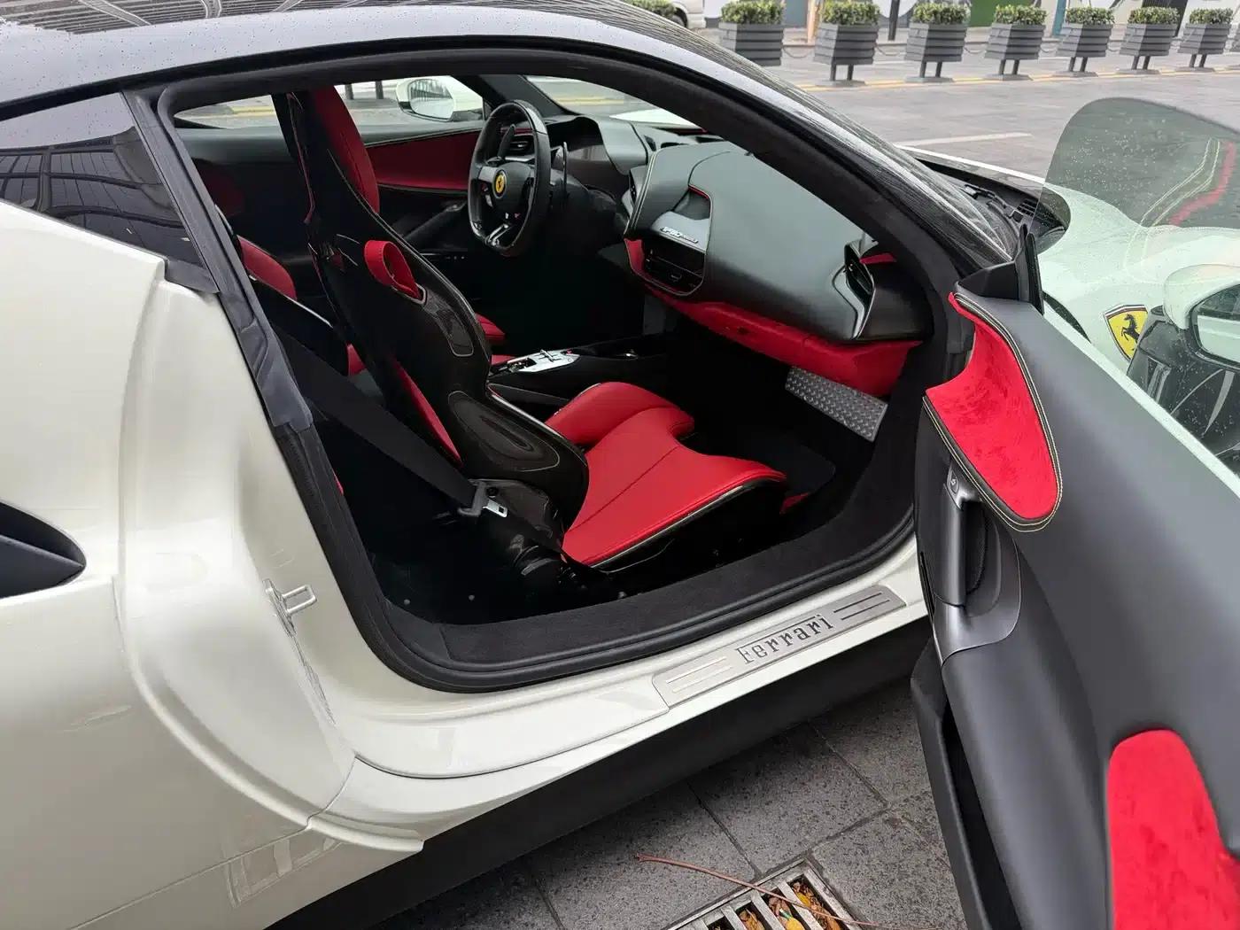 SF90 2020 3.9T V8 Stradale — миниатюра 11