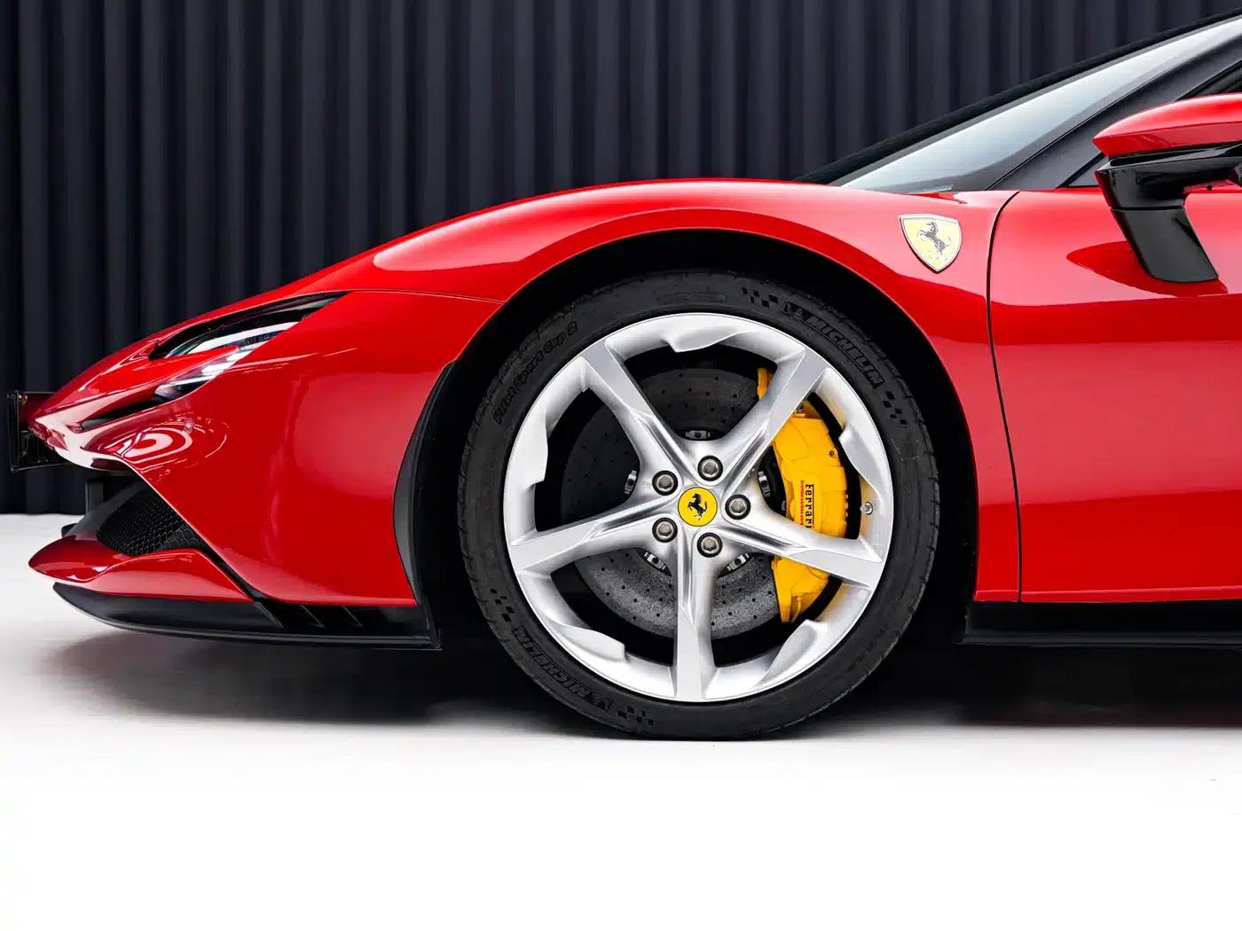 SF90 2021 3.9T V8 Spider — миниатюра 12