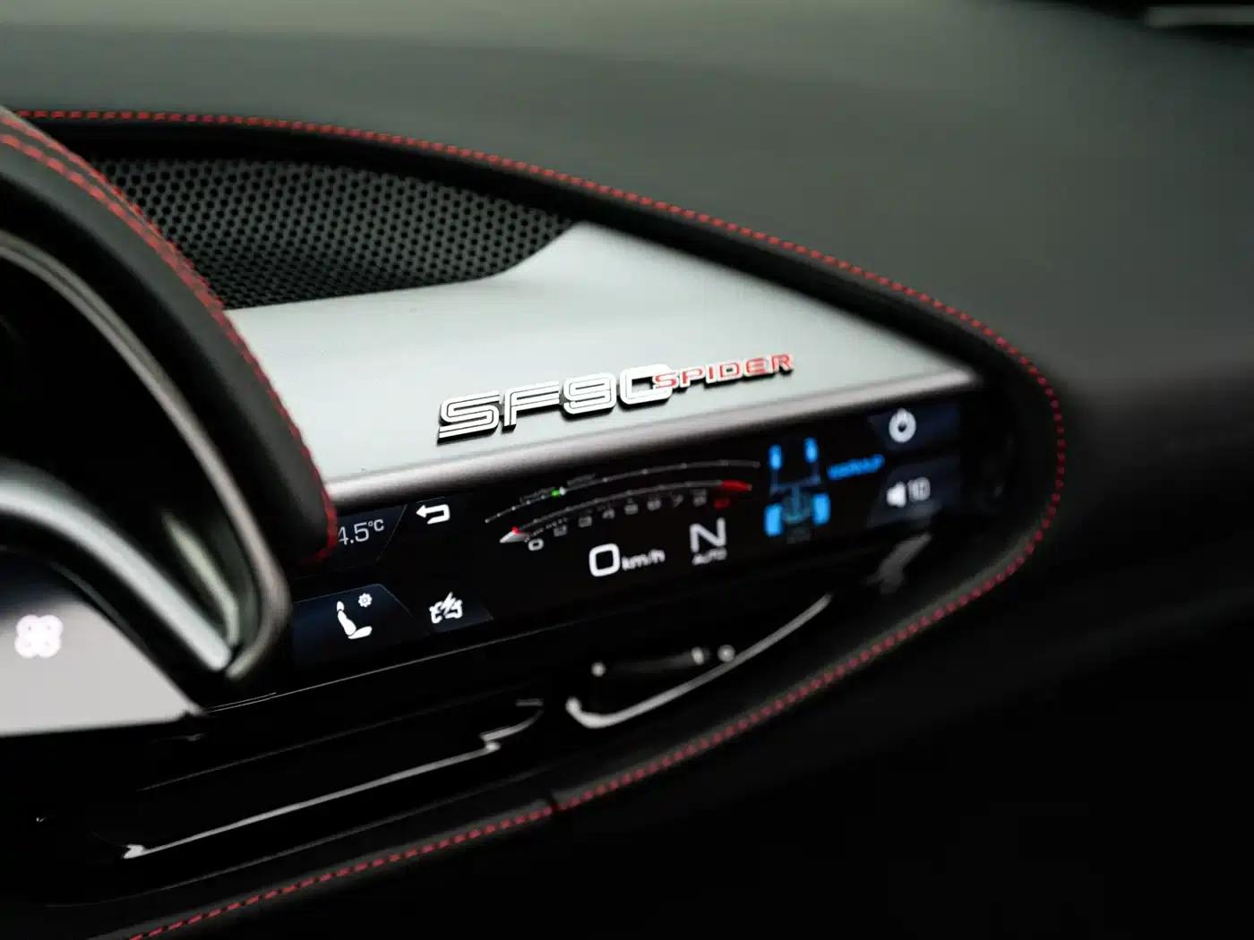 SF90 2021 3.9T V8 Spider — миниатюра 22