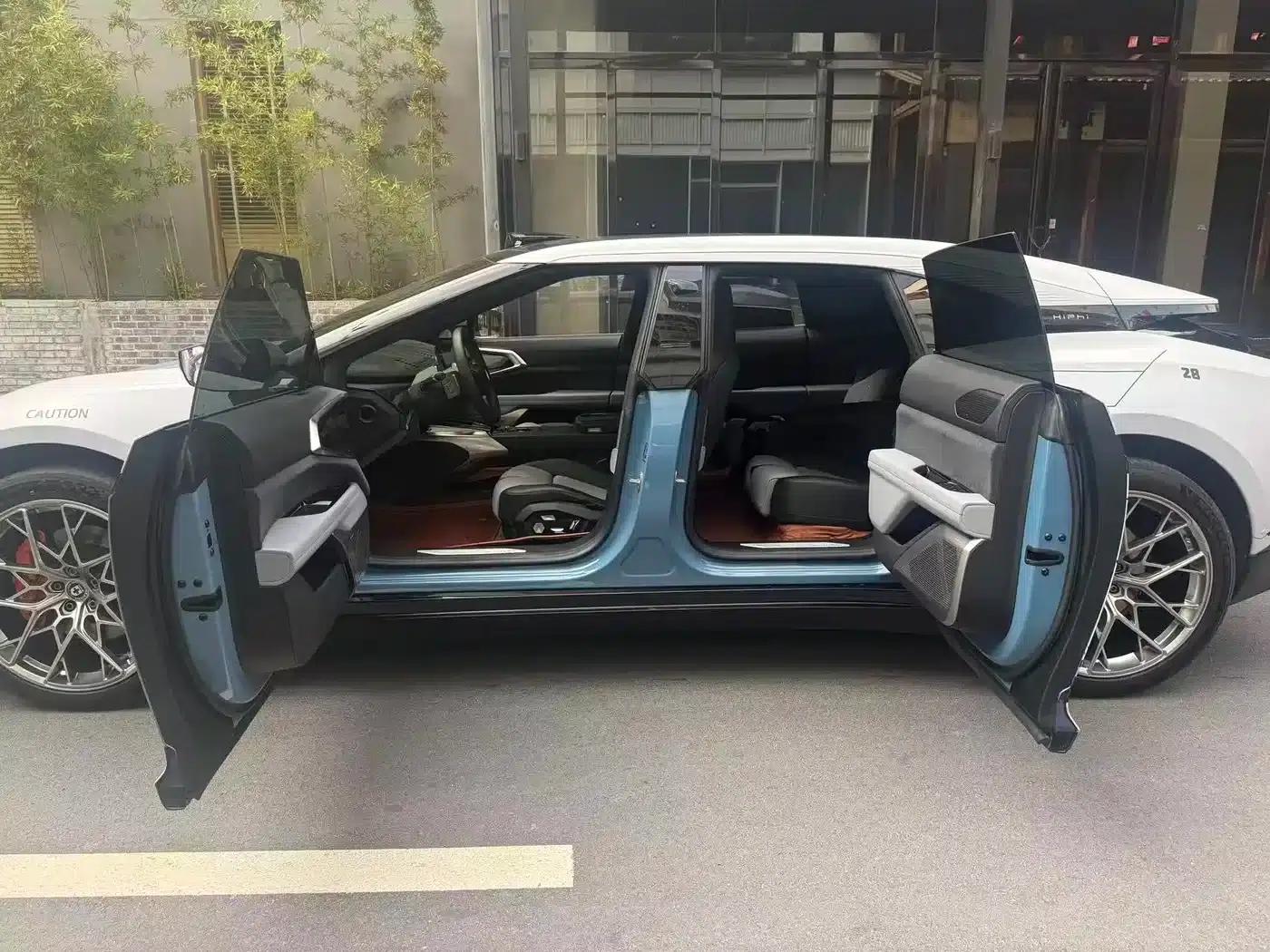 2023 HiPhi Z (Four-seater version) — миниатюра 8
