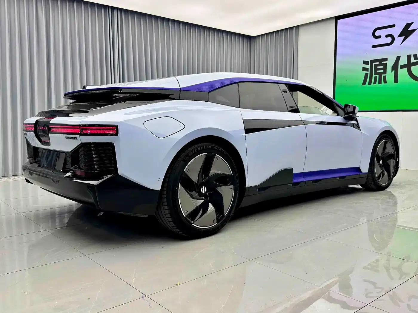 HiPhi Z 2023 City Edition (4-seater) — миниатюра 24