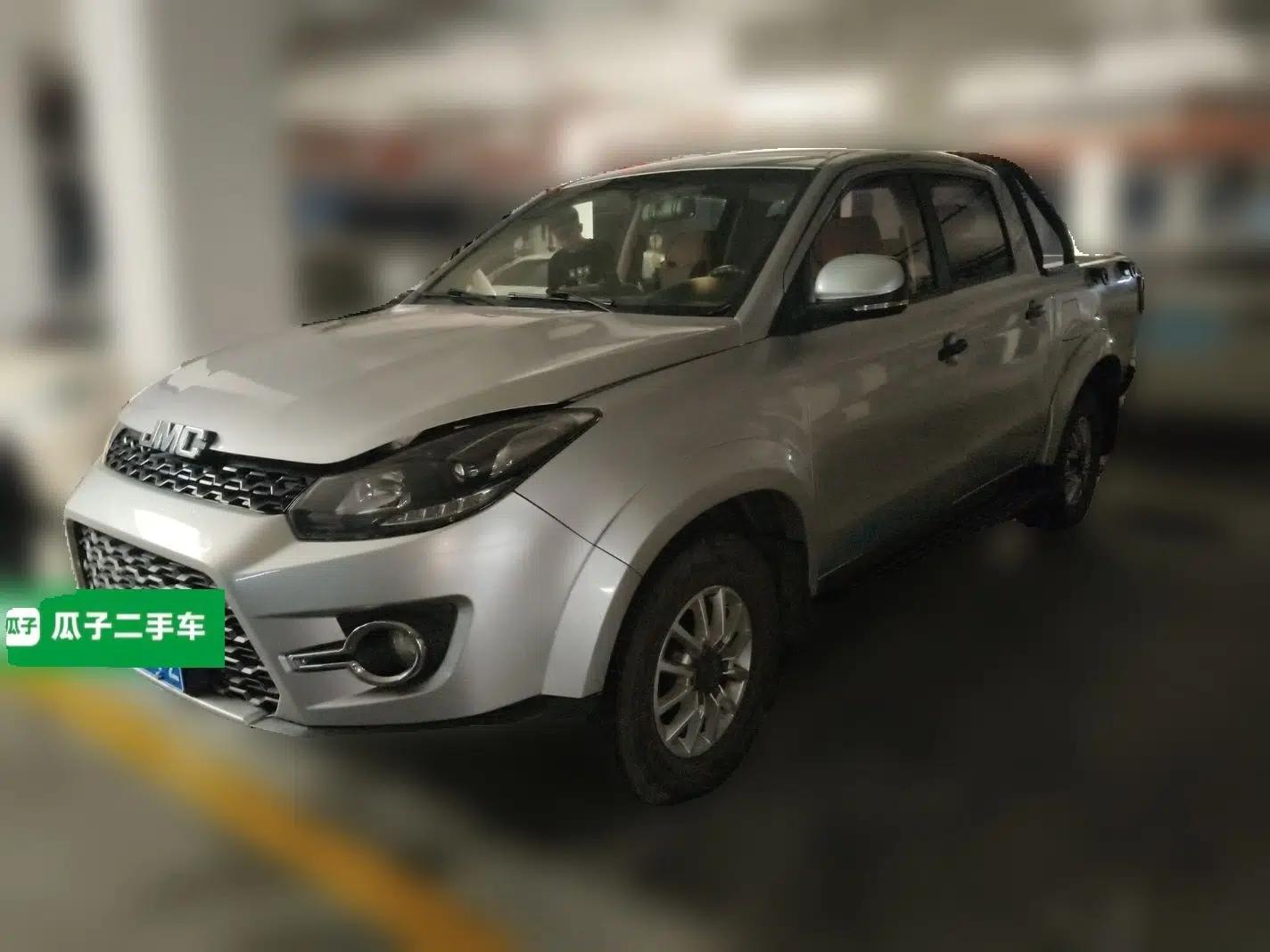 JMC Yuhu 3 2018 2.5T Diesel Two-Wheel Drive Advanced Version Standard Wheelbase — миниатюра 1