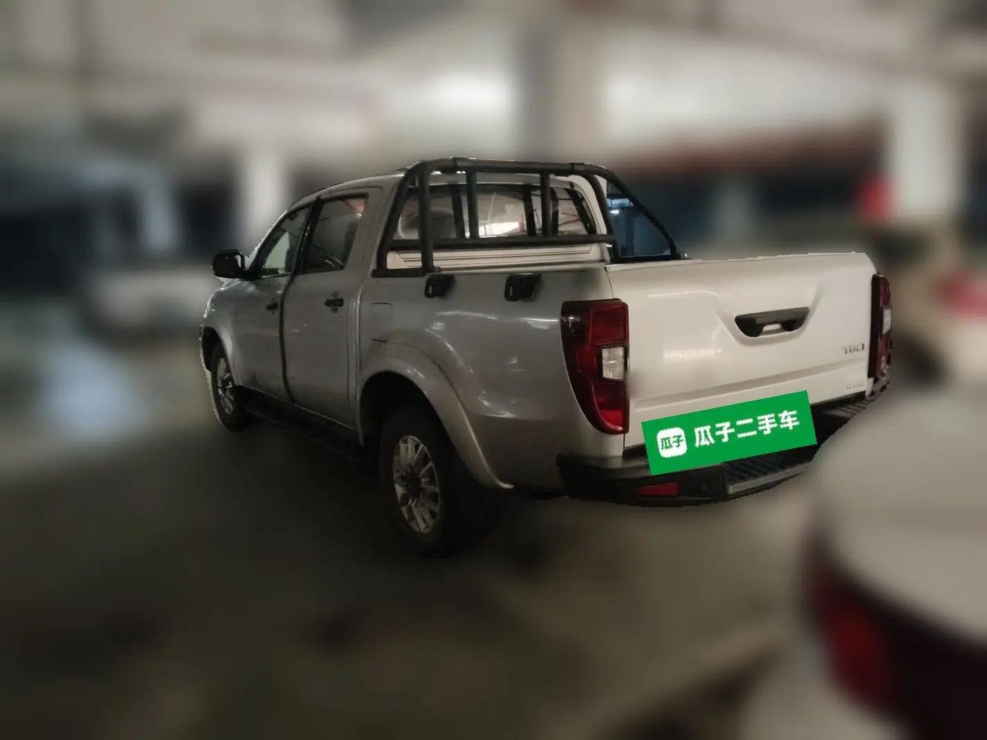 JMC Yuhu 3 2018 2.5T Diesel Two-Wheel Drive Advanced Version Standard Wheelbase — миниатюра 4