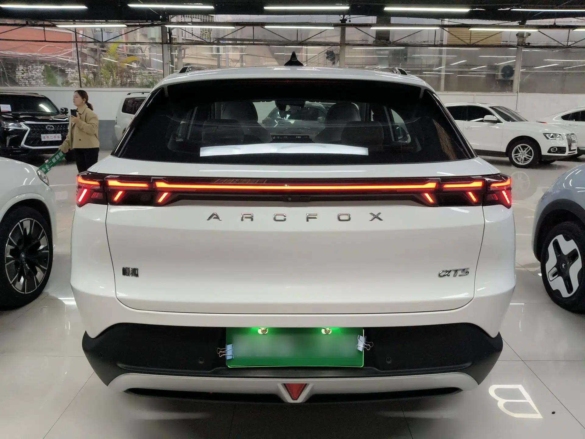 ARCFOX Alpha T5 2024 520 PRO — миниатюра 5