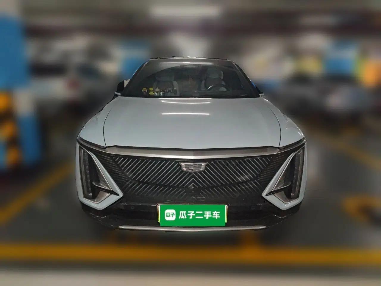 Cadillac LYRIQ 2022 Rear-Drive Long-Range Luxury Edition — миниатюра 2