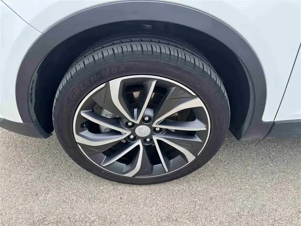 Geely GSe 2018 Premium Edition — миниатюра 22