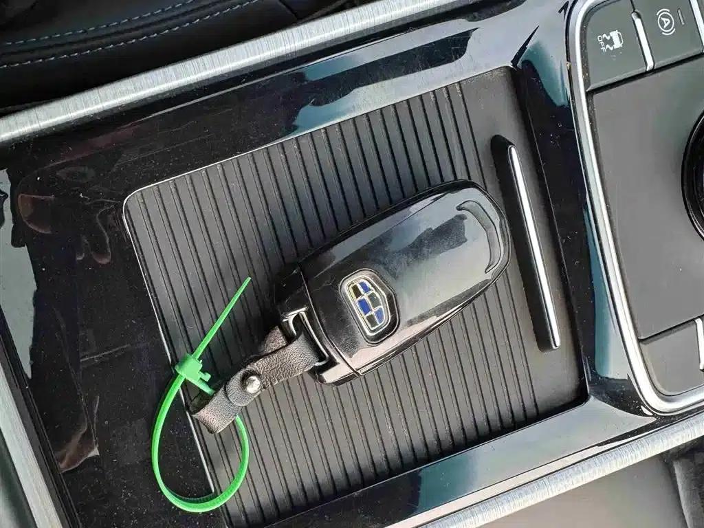 Geely GSe 2018 Premium Edition — миниатюра 10
