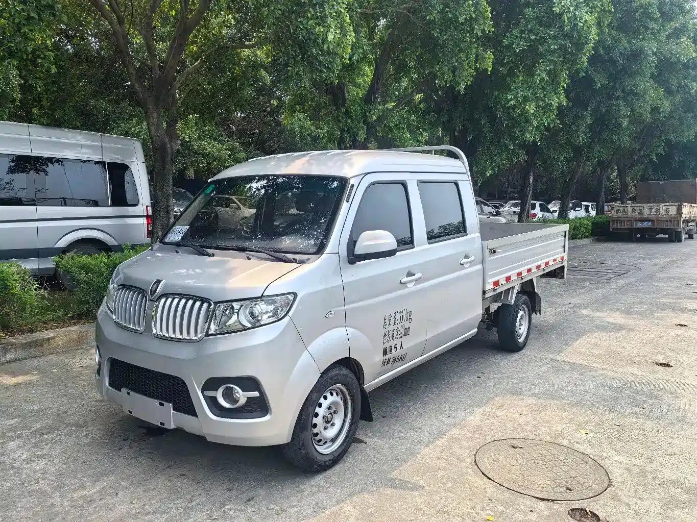 Jinbei T3 2019 1.5L National VI Dual Cab Comfort Extended Version JKC1030SS6FL — миниатюра 1