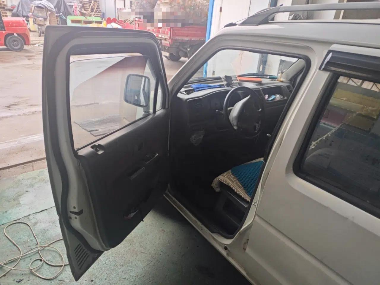 Suzuki Wagon R 2013 Venture Edition 1.0L Manual Economy Model — миниатюра 17
