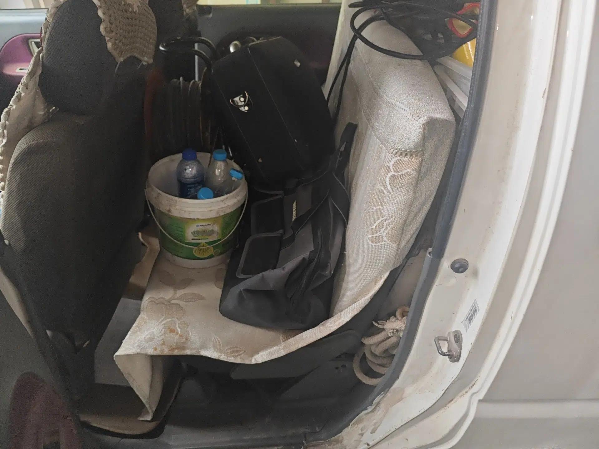 Suzuki Wagon R 2013 Venture Edition 1.0L Manual Economy Model — миниатюра 18
