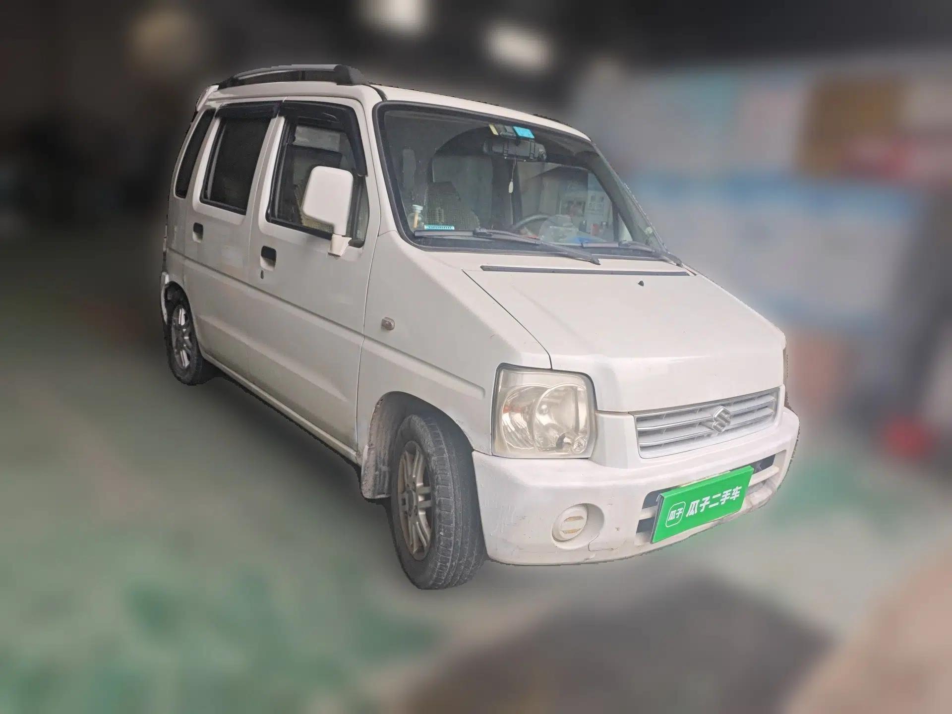 Suzuki Wagon R 2013 Venture Edition 1.0L Manual Economy Model — миниатюра 3