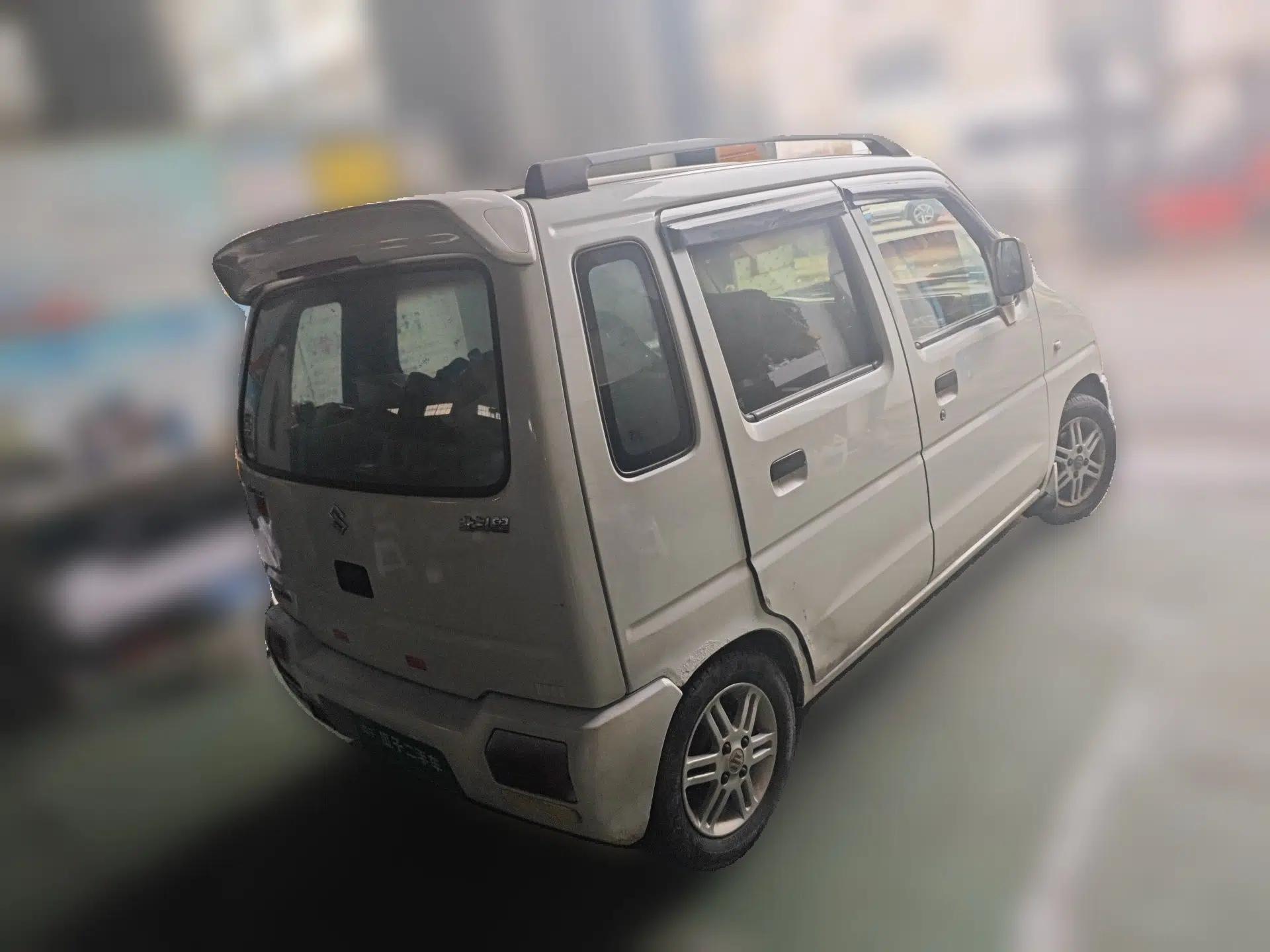 Suzuki Wagon R 2013 Venture Edition 1.0L Manual Economy Model — миниатюра 6