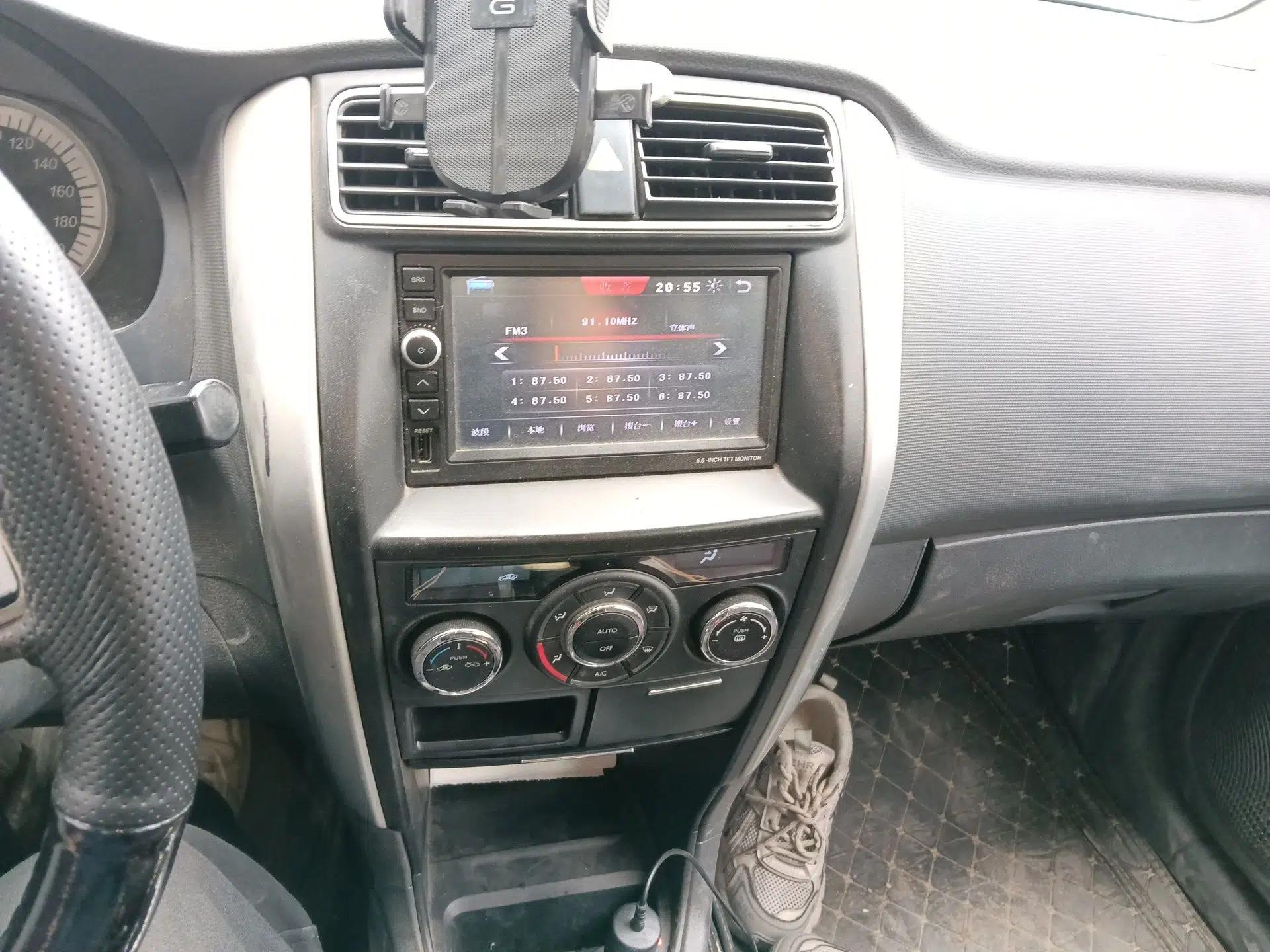 Suzuki Liana A6 2015 Hatchback 1.4L Manual Ideal Model — миниатюра 14