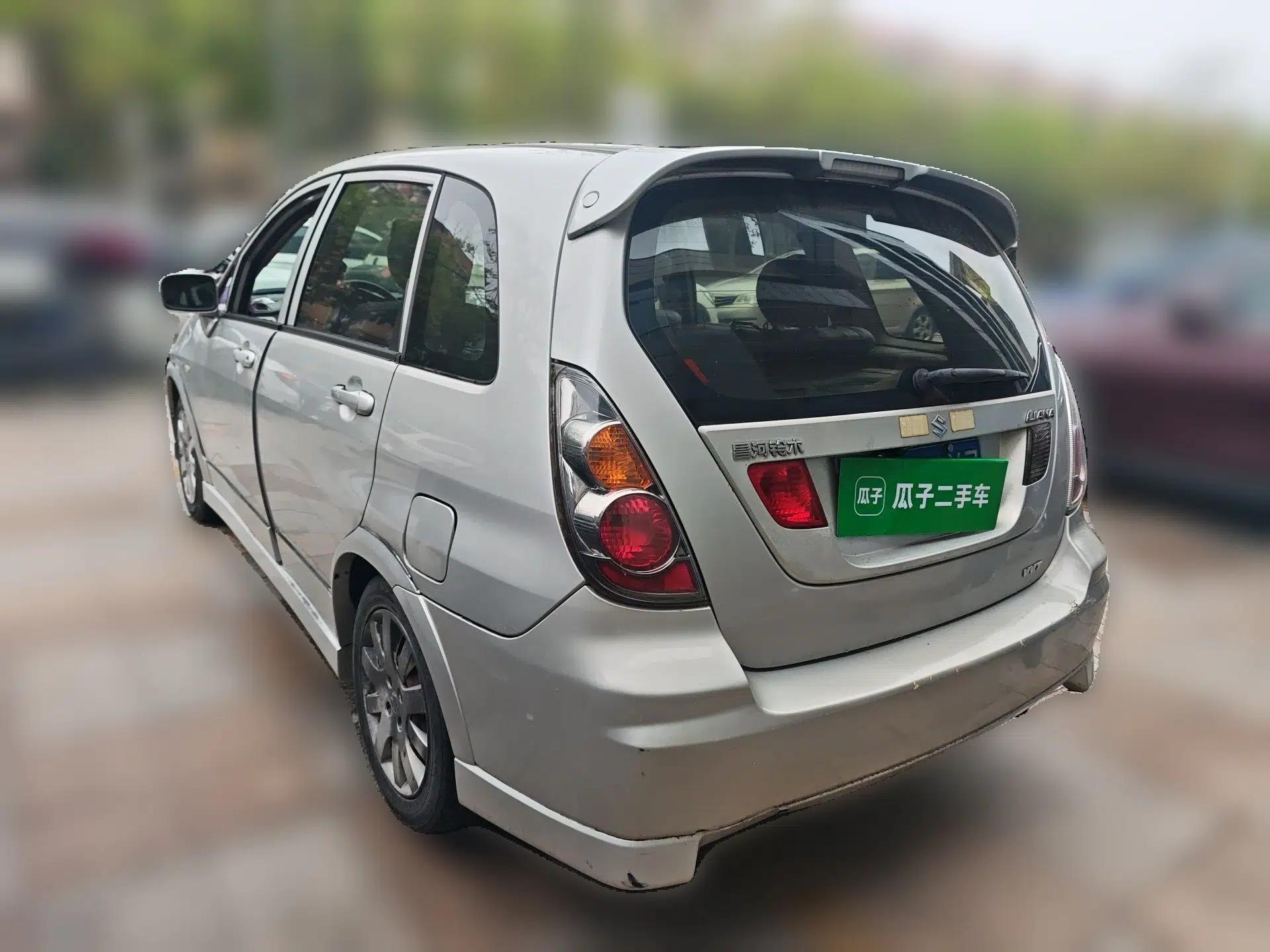 Suzuki Liana 2013 Hatchback 1.4L Manual Standard Model 2 — миниатюра 4