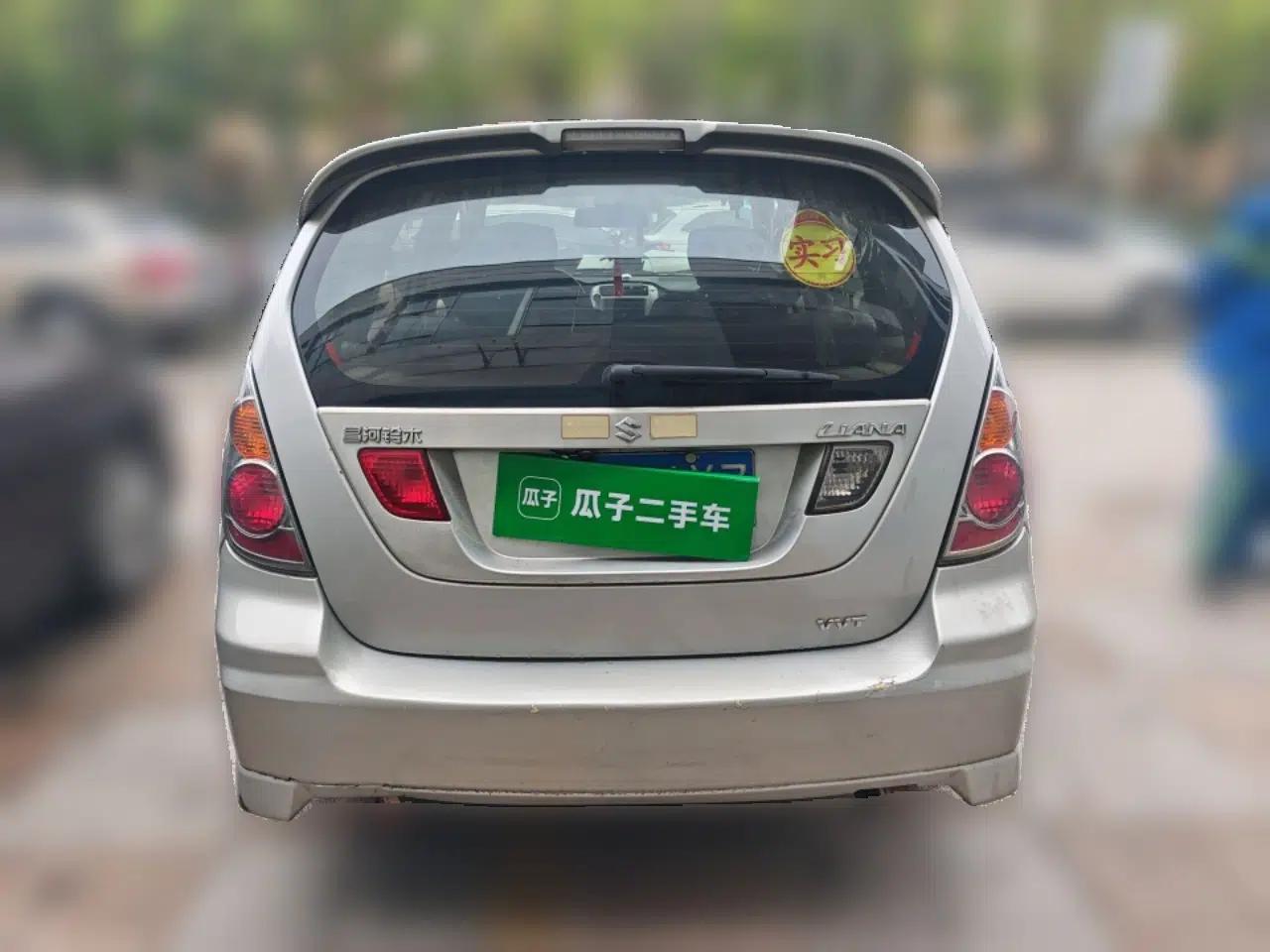 Suzuki Liana 2013 Hatchback 1.4L Manual Standard Model 2 — миниатюра 5