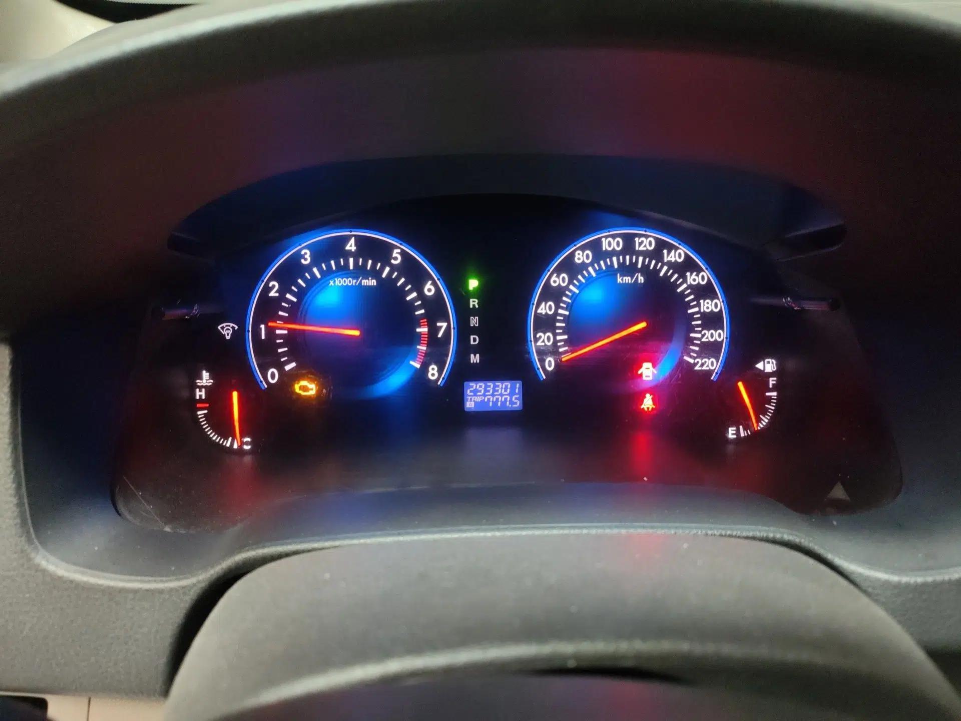 Mazda 8 2011 2.3L Deluxe Edition — миниатюра 12