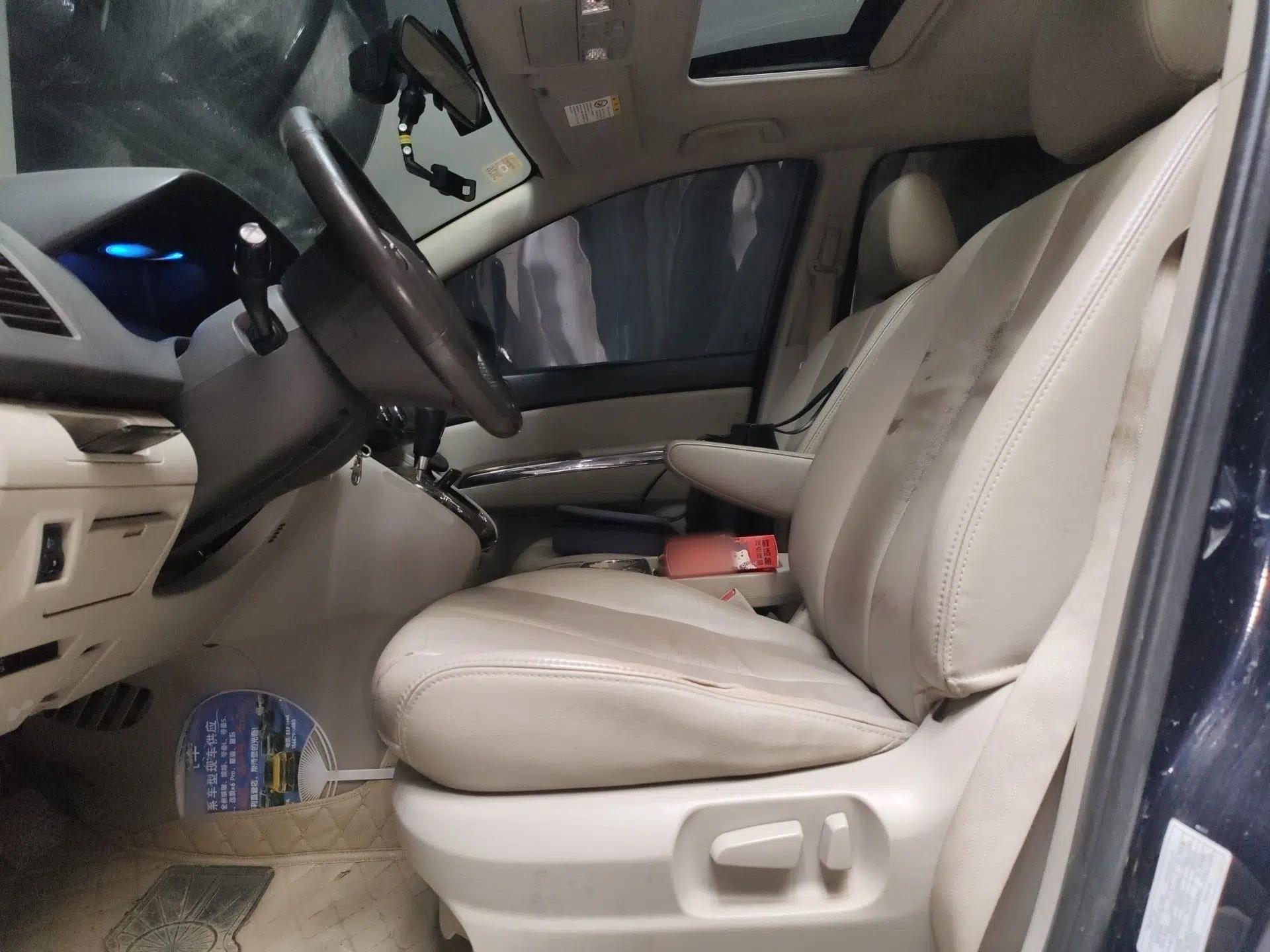 Mazda 8 2011 2.3L Deluxe Edition — миниатюра 16