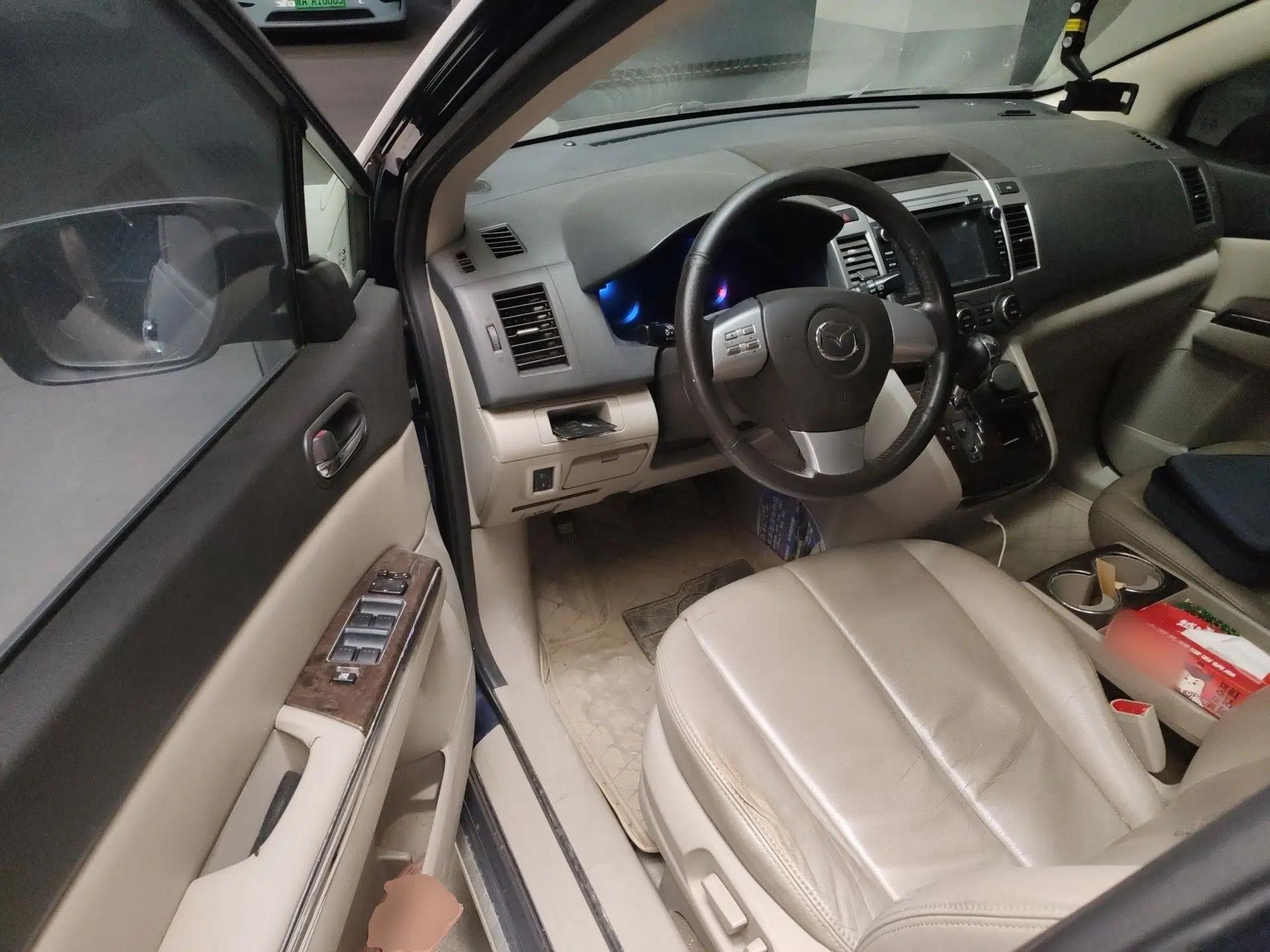 Mazda 8 2011 2.3L Deluxe Edition — миниатюра 17