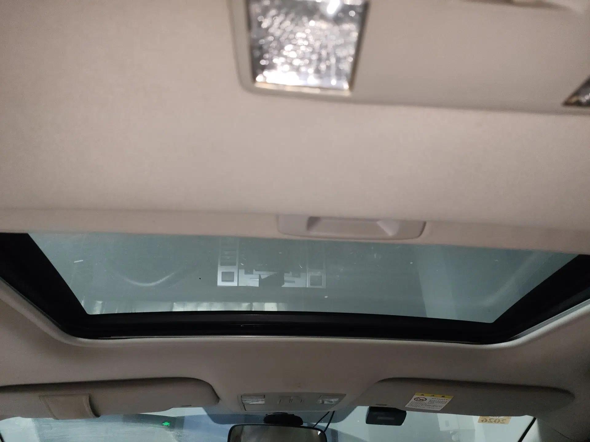 Mazda 8 2011 2.3L Deluxe Edition — миниатюра 19