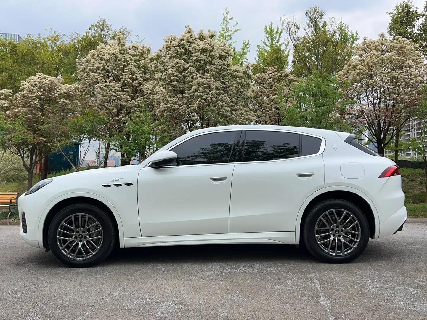 Maserati Grecale 2023 2.0T GT — миниатюра 8