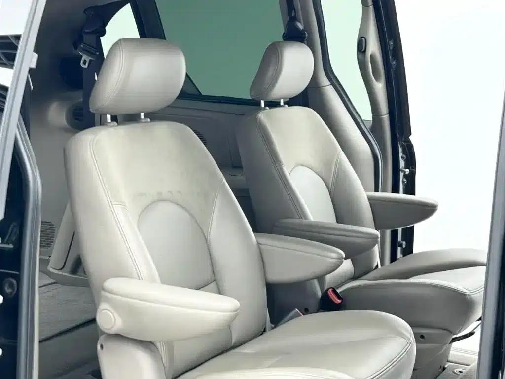 2007 Grand Voyager 3.3L Business Edition — миниатюра 14