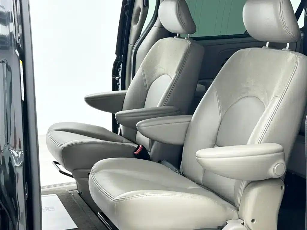 2007 Grand Voyager 3.3L Business Edition — миниатюра 6