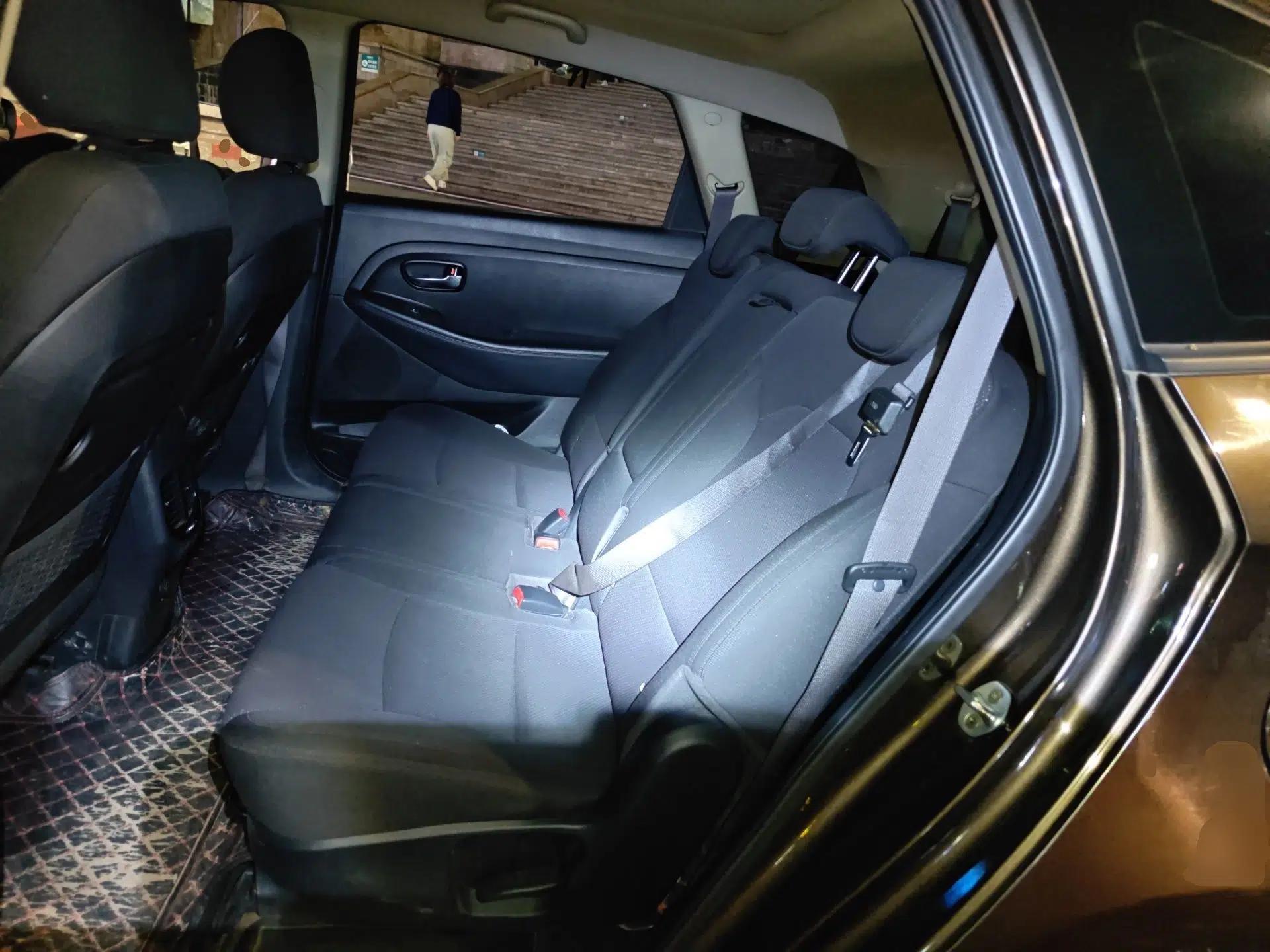 Kia Carens 2013 2.0L 7-Seater Automatic Standard Version China IV Standard — миниатюра 18