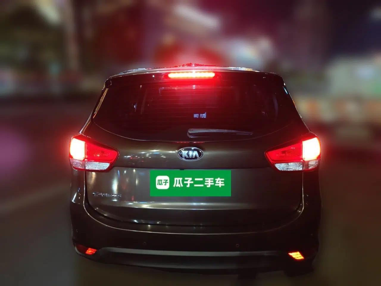 Kia Carens 2013 2.0L 7-Seater Automatic Standard Version China IV Standard — миниатюра 5