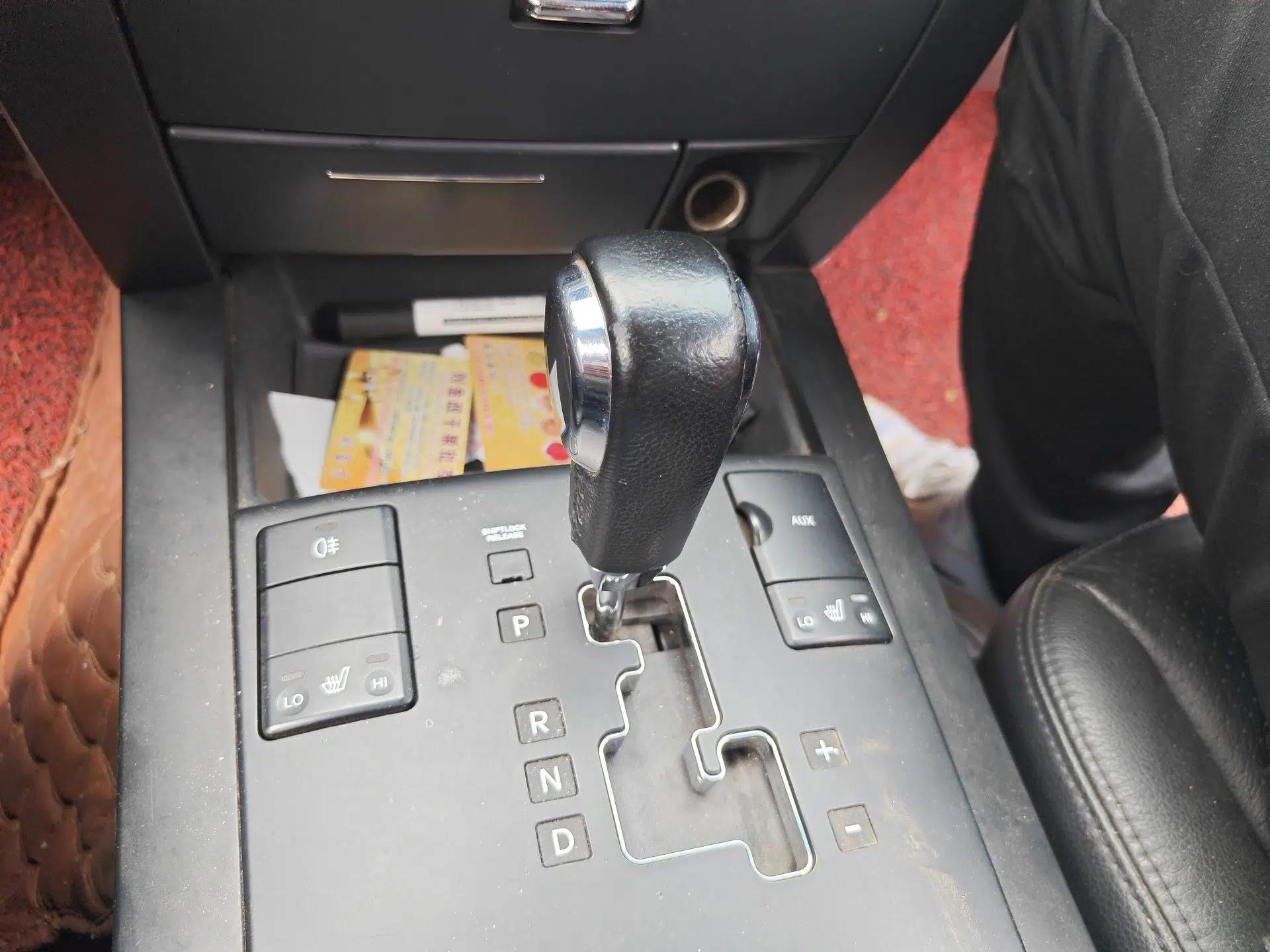 Kia Borrego 2008 3.8L Luxury Edition China IV — миниатюра 15