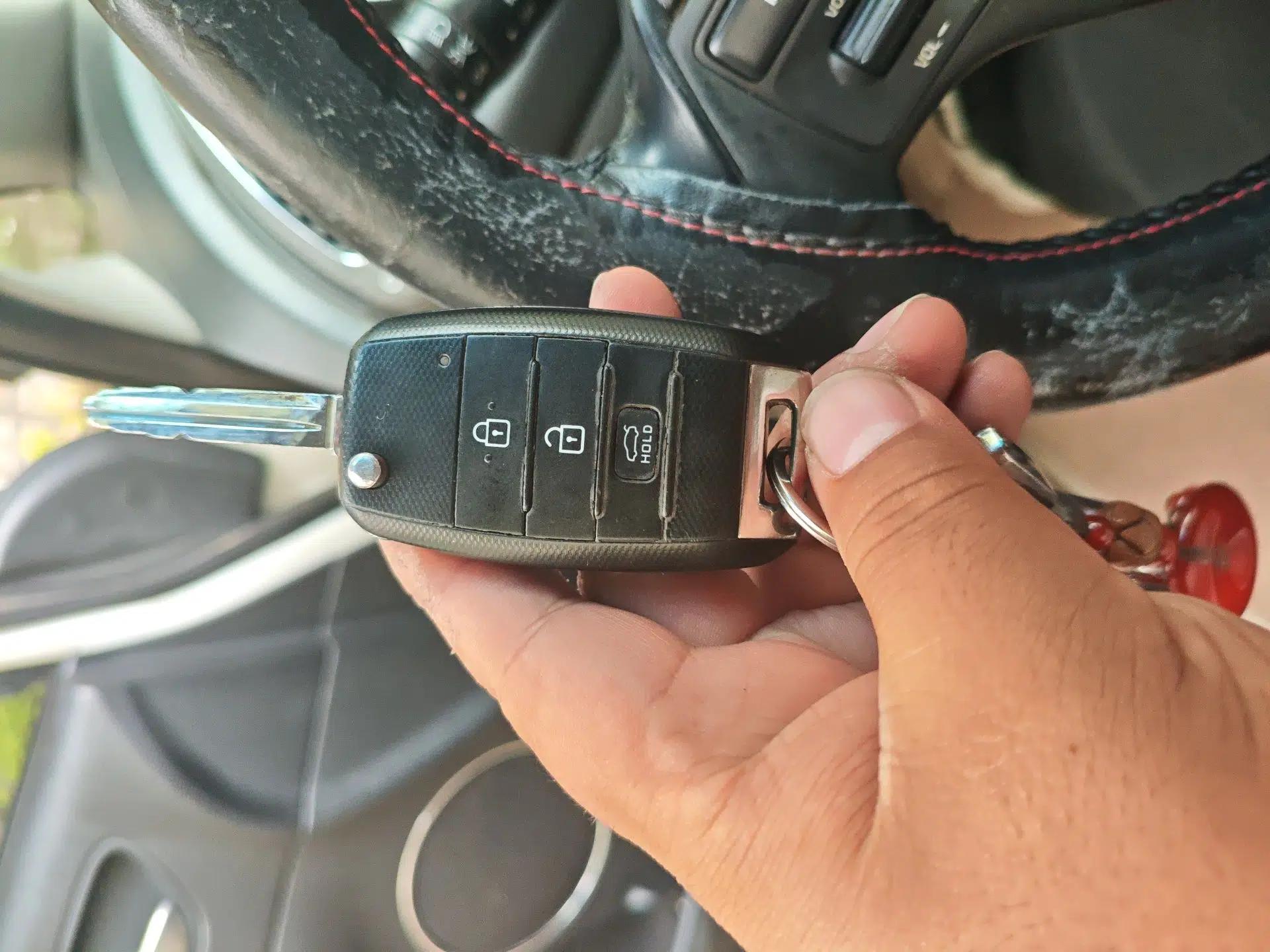 Kia K3S 2014 1.6L Manual GLS — миниатюра 9