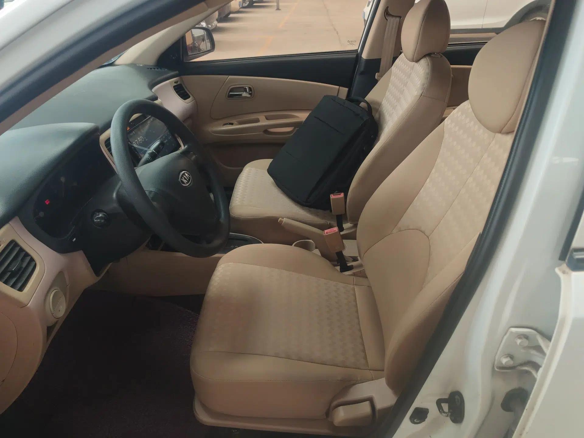 Kia Rio 2007 1.4L AT GL — миниатюра 16