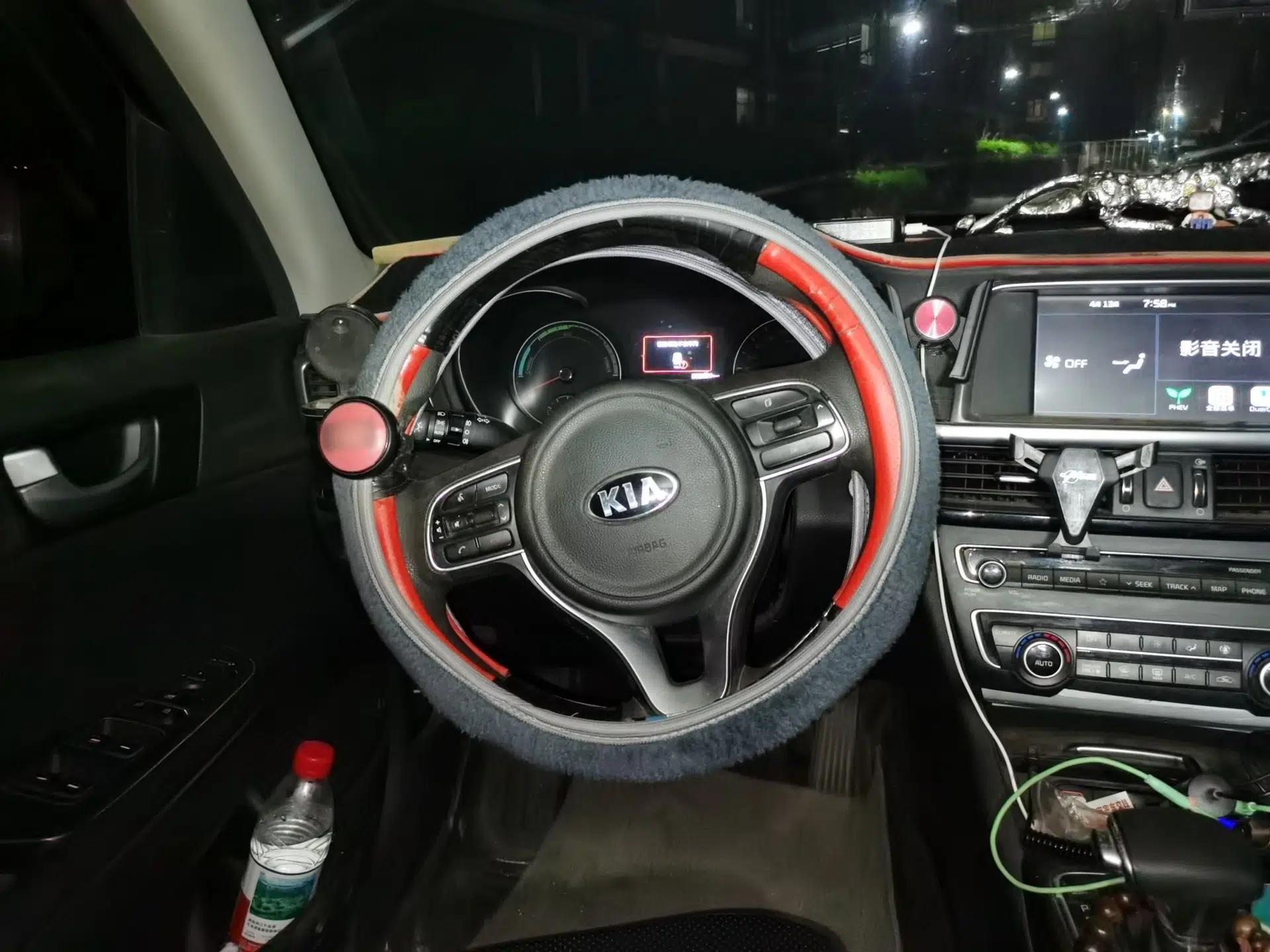 Kia K5 New Energy 2018 2.0L Smart Enjoyment Version — миниатюра 11