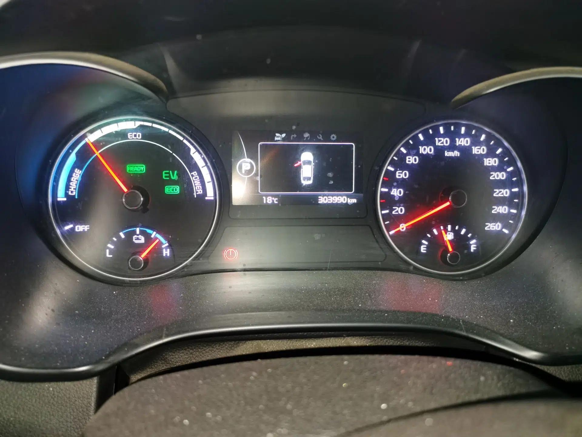 Kia K5 New Energy 2018 2.0L Smart Enjoyment Version — миниатюра 13