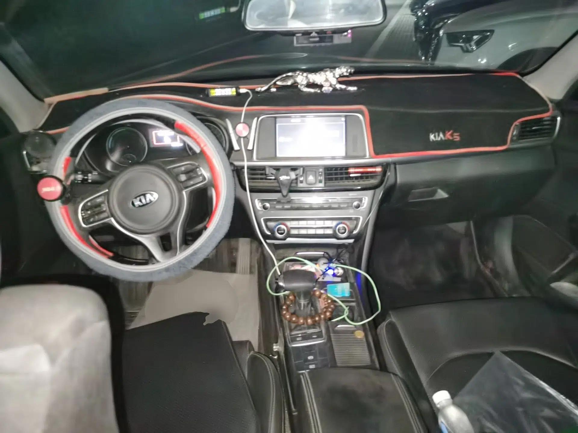 Kia K5 New Energy 2018 2.0L Smart Enjoyment Version — миниатюра 10