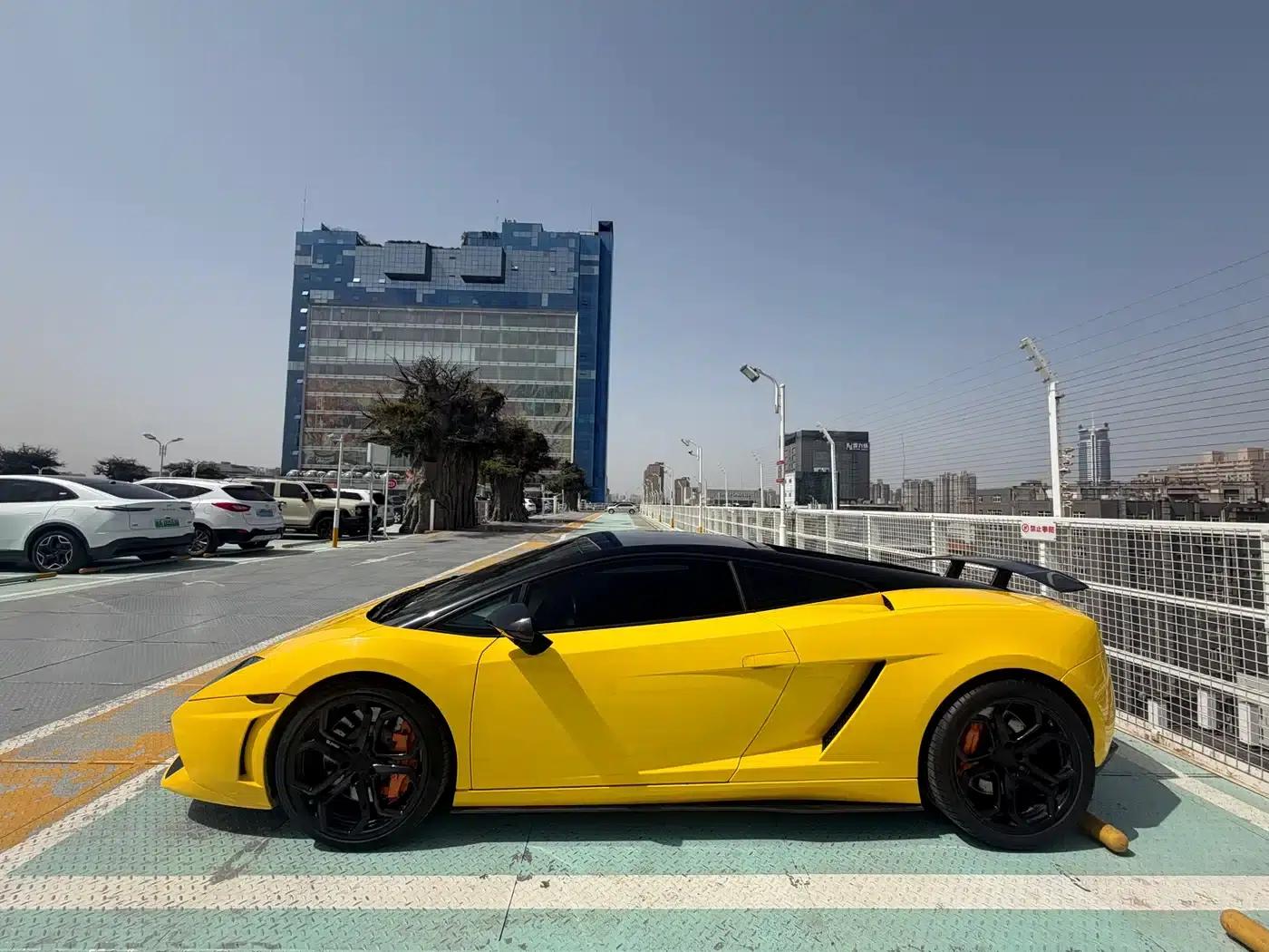 2011 Gallardo LP 560-4 Bicolore — миниатюра 3