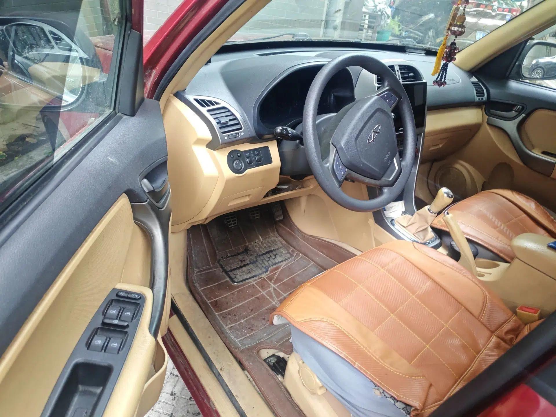 Chery Tiggo 2012 Elite Edition 1.6L Manual Comfort DVVT — миниатюра 17