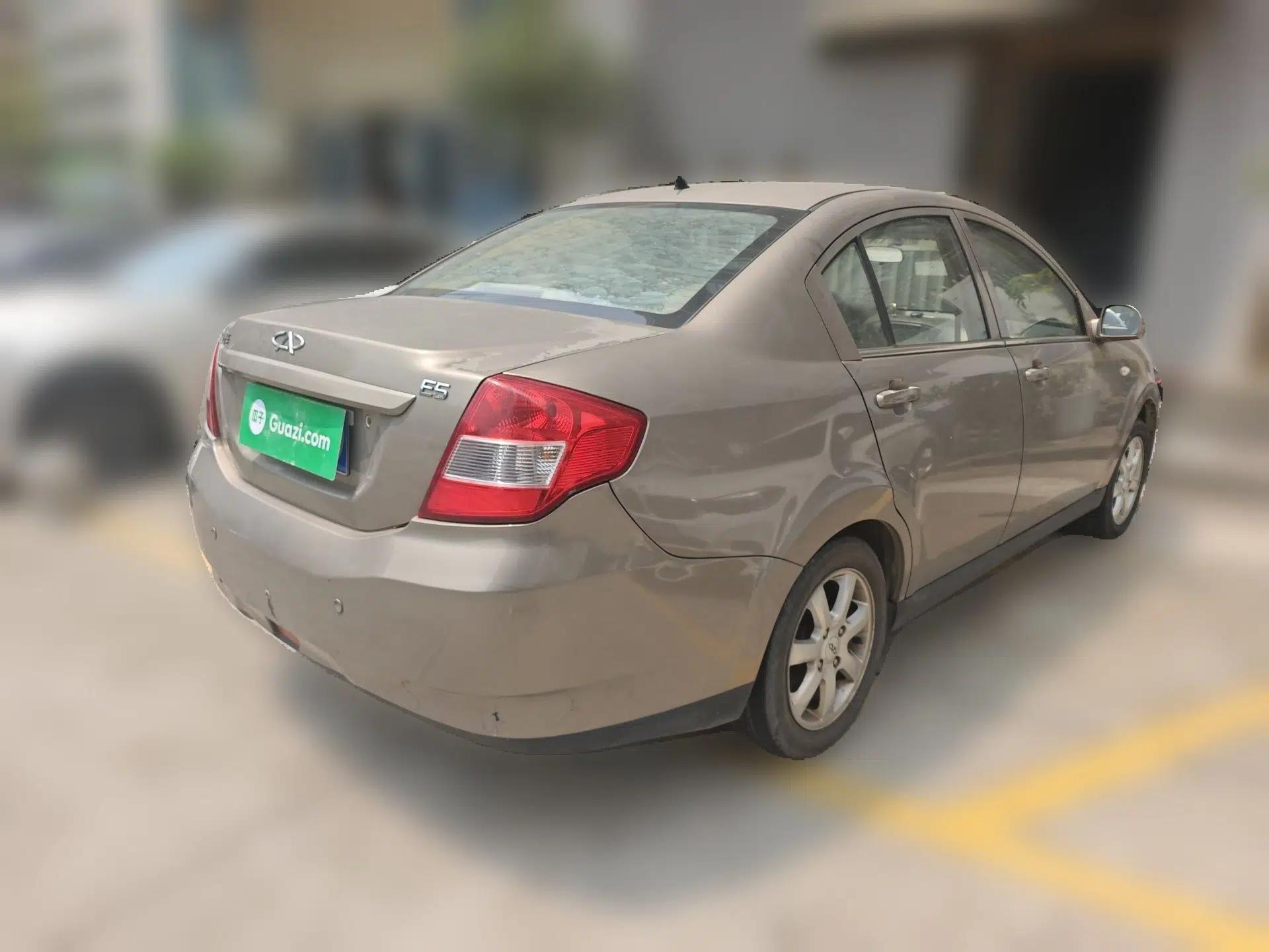Chery E5 2011 1.5L Manual Enjoyment Model — миниатюра 6