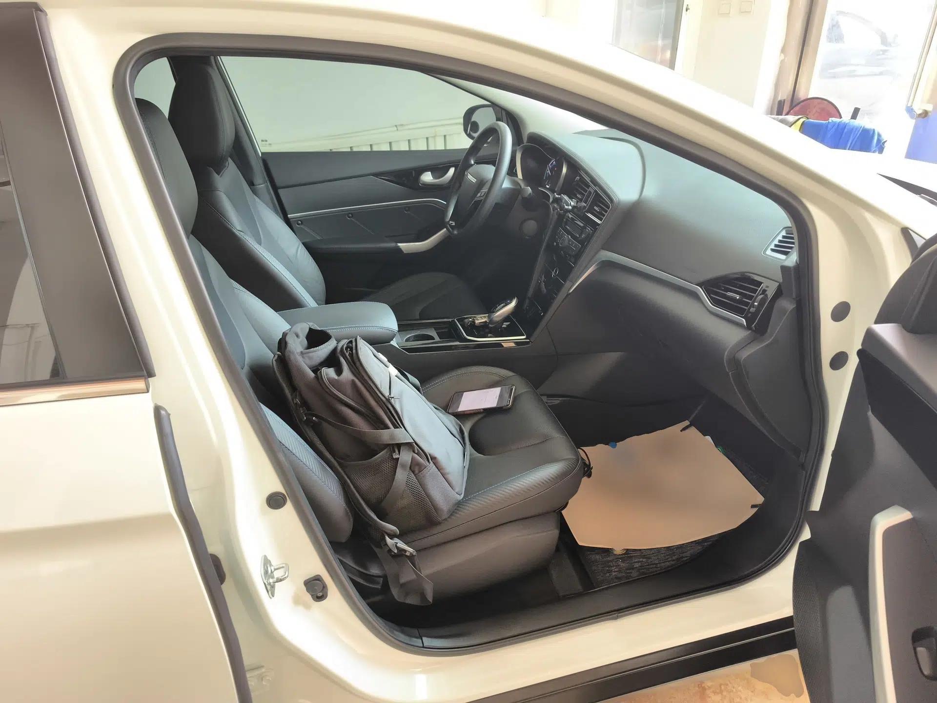 Venucia D60EV 2022 Standard Range Smart Drive Version — миниатюра 23