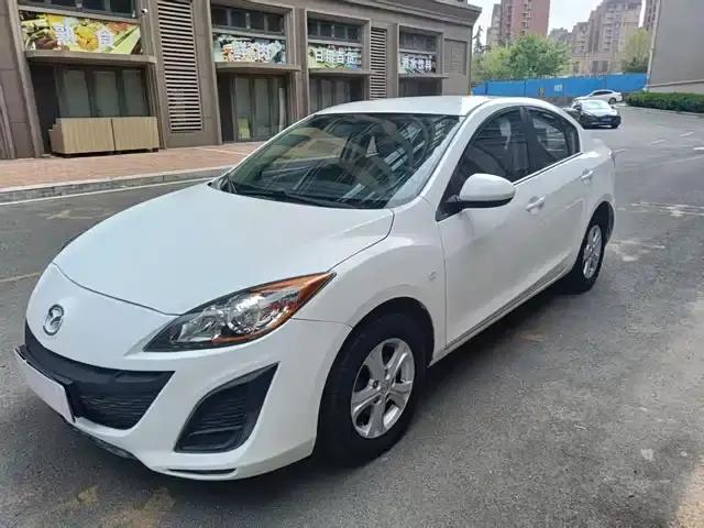 Mazda 3 Axela 2011 Sedan 1.6L Manual Comfort