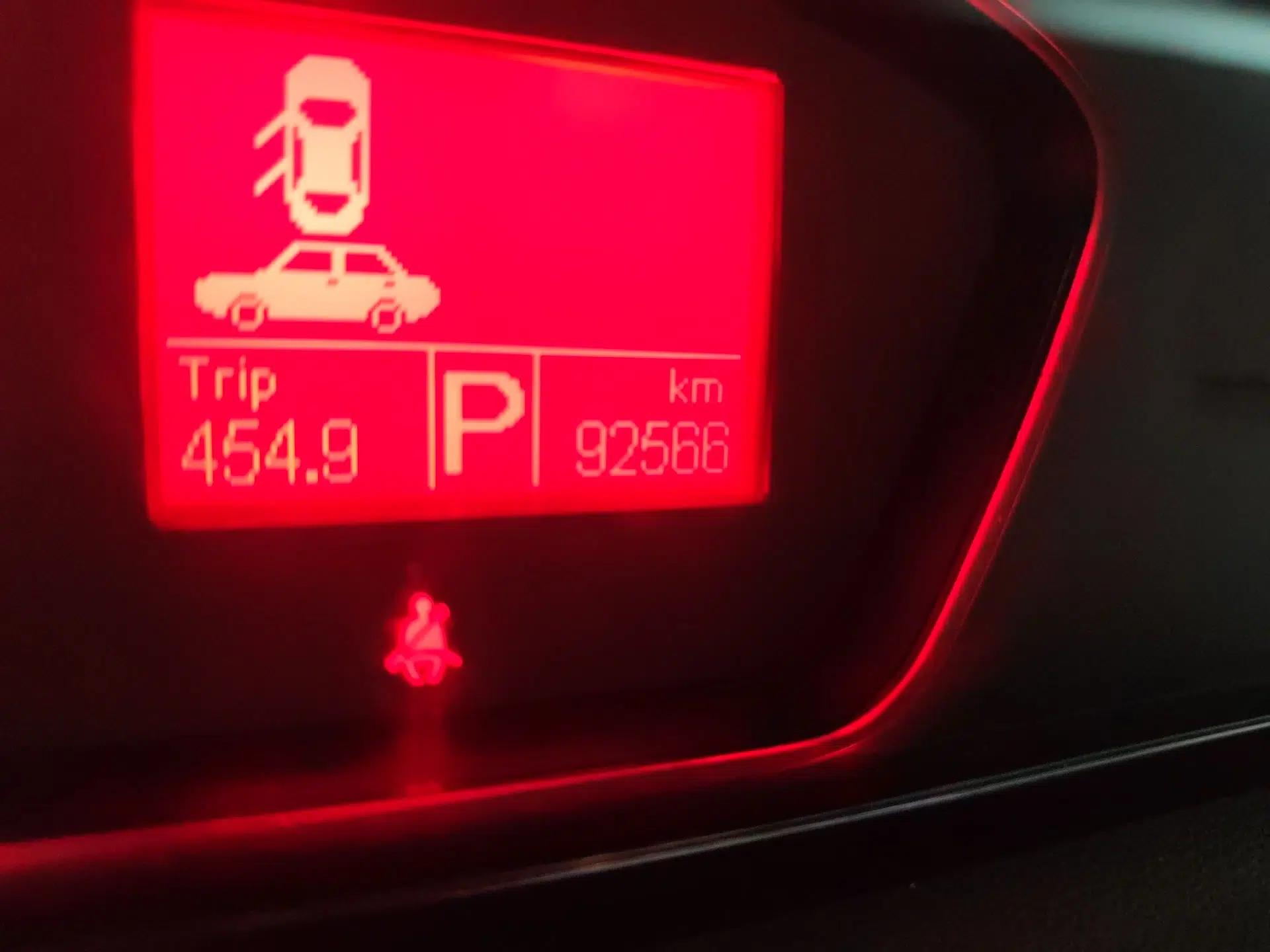 Roewe 550 2013 Classic Edition 550 1.8L Automatic Luxury Model — миниатюра 13