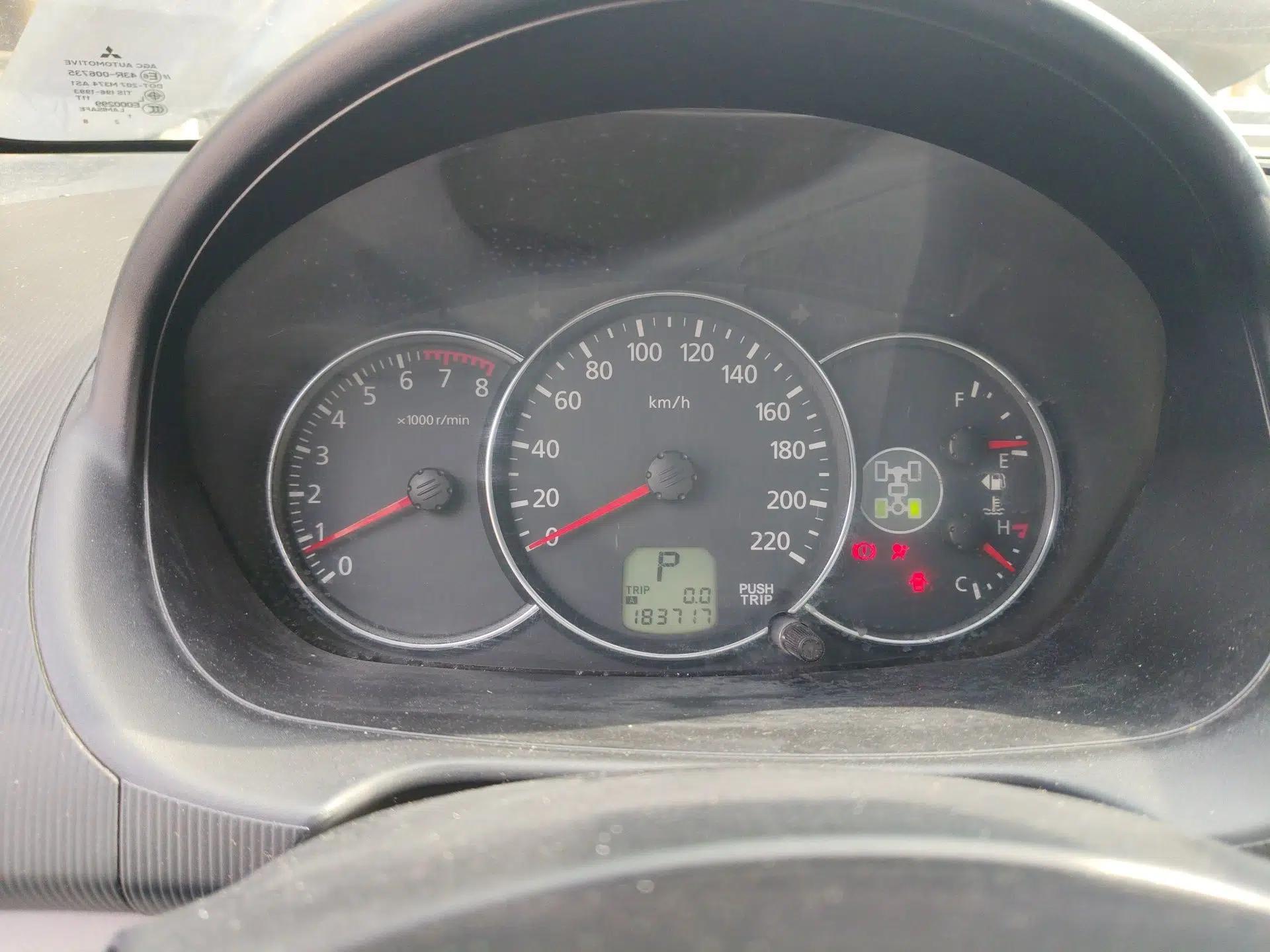 Mitsubishi Pajero Sport 2011 3.0L Luxury Navigation Edition — миниатюра 12