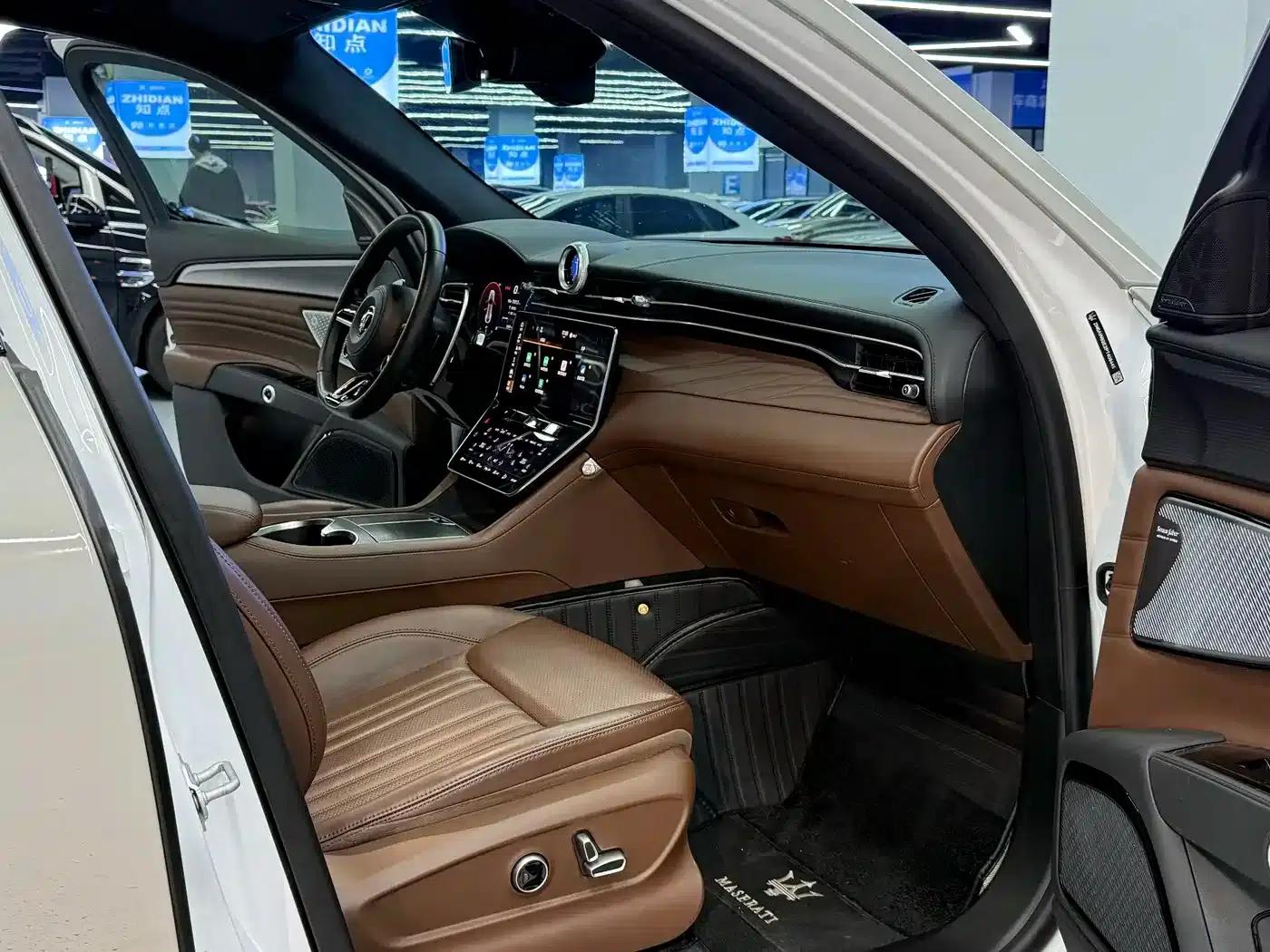 2023 Grecale 2.0T GT — миниатюра 17