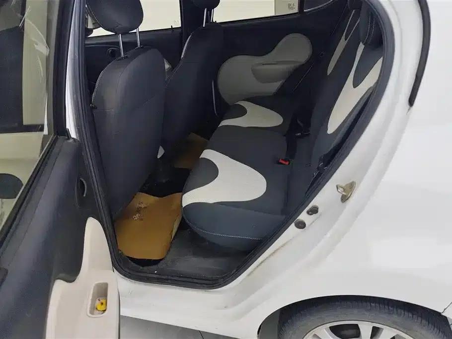 Chery QQ 2013 1.0L Manual Happy Edition — миниатюра 11