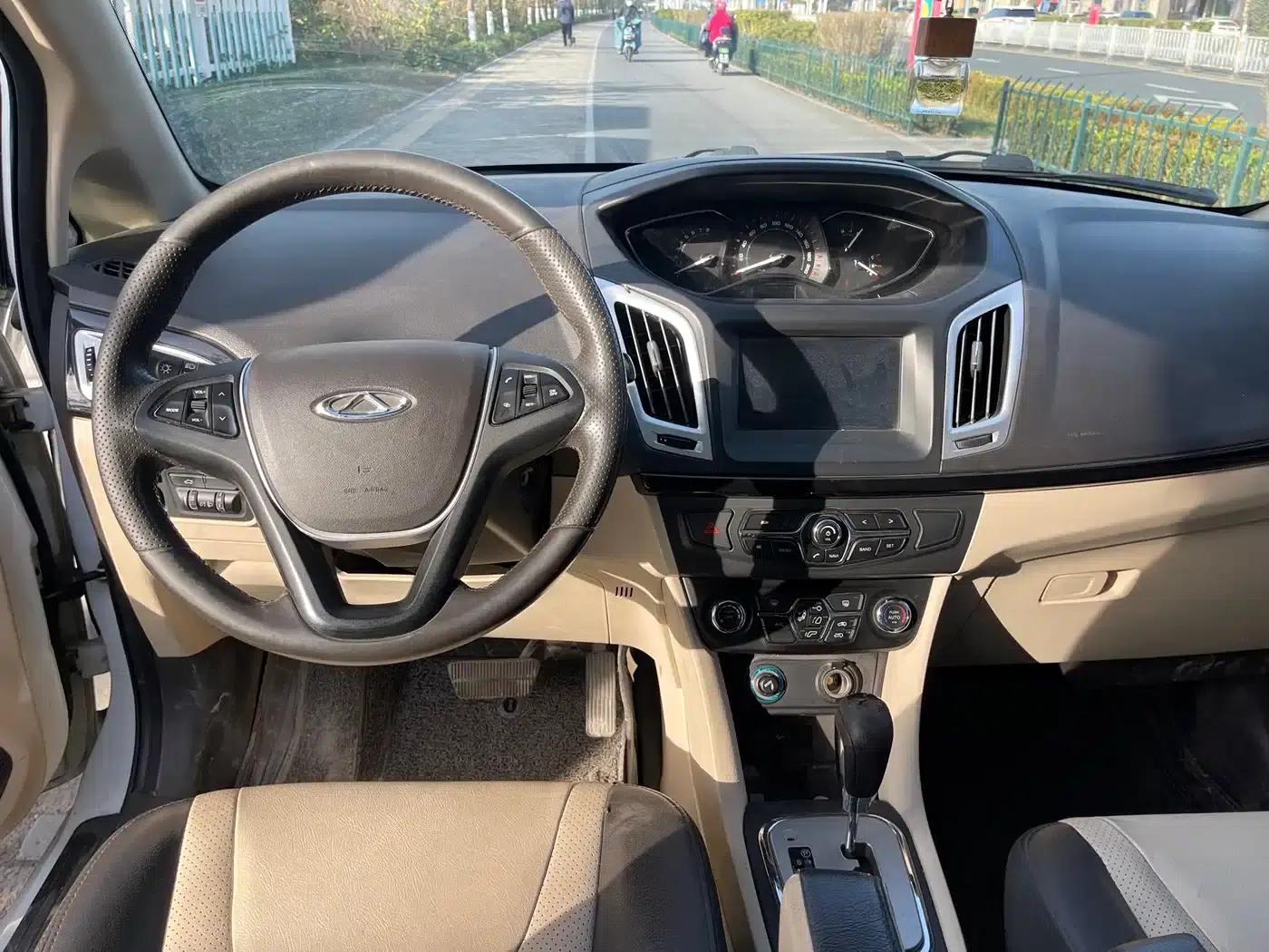 Chery Arrizo M7 2015 2.0L CVT Wide-Seat Edition (232 seats) — миниатюра 14