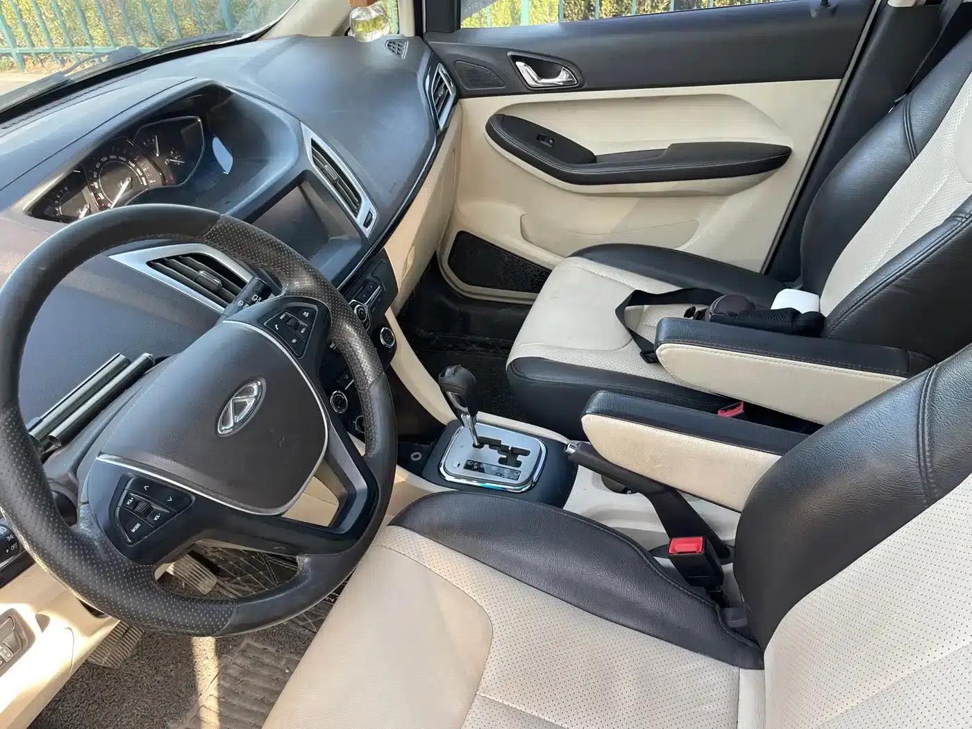 Chery Arrizo M7 2015 2.0L CVT Wide-Seat Edition (232 seats) — миниатюра 8