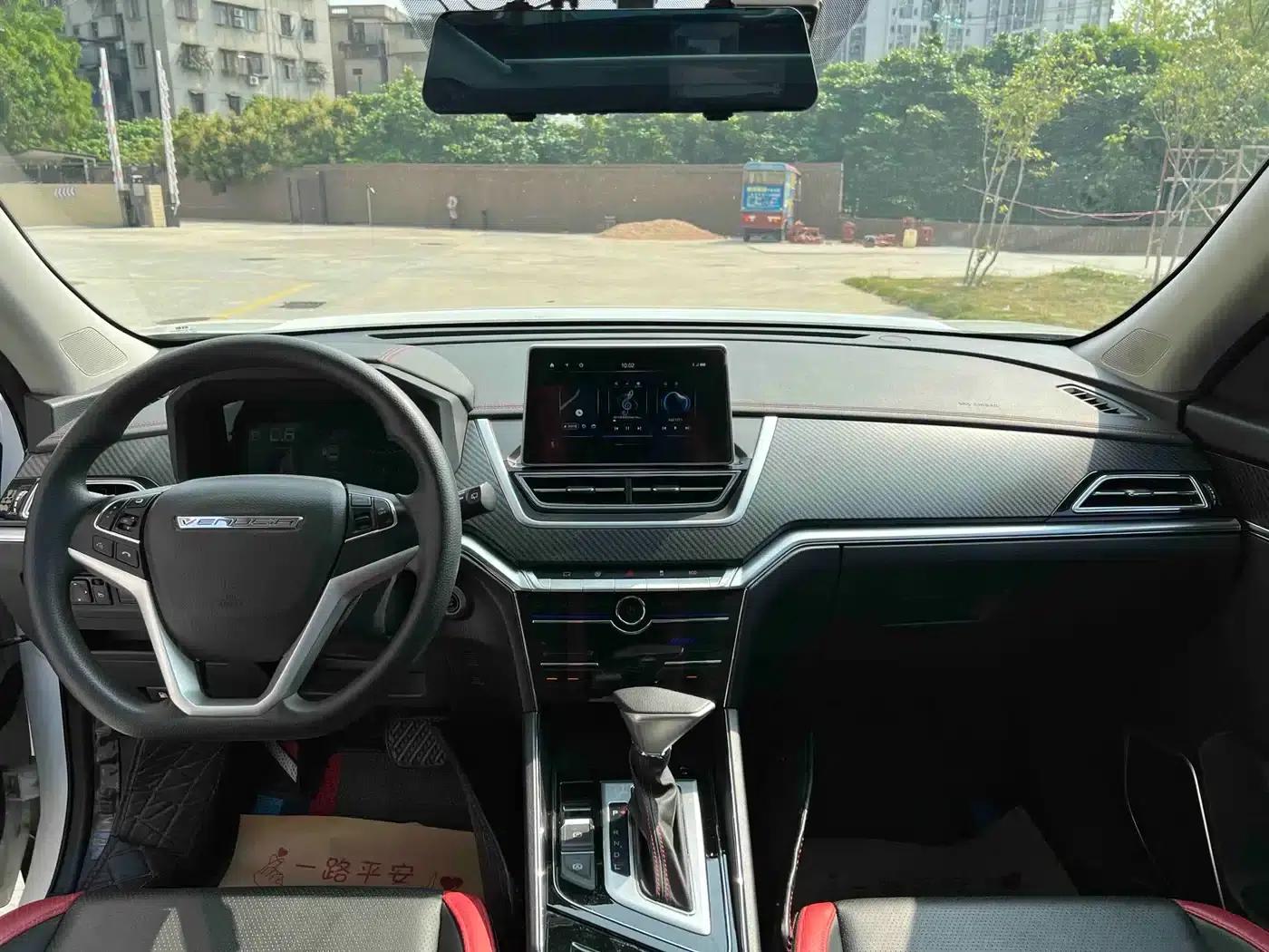 Venucia T60 2022 1.6L CVT Smart Edition — миниатюра 5