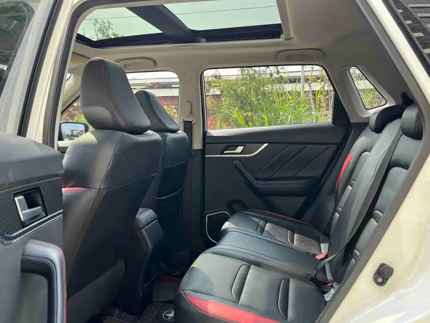 Venucia T60 2022 1.6L CVT Smart Edition — миниатюра 6