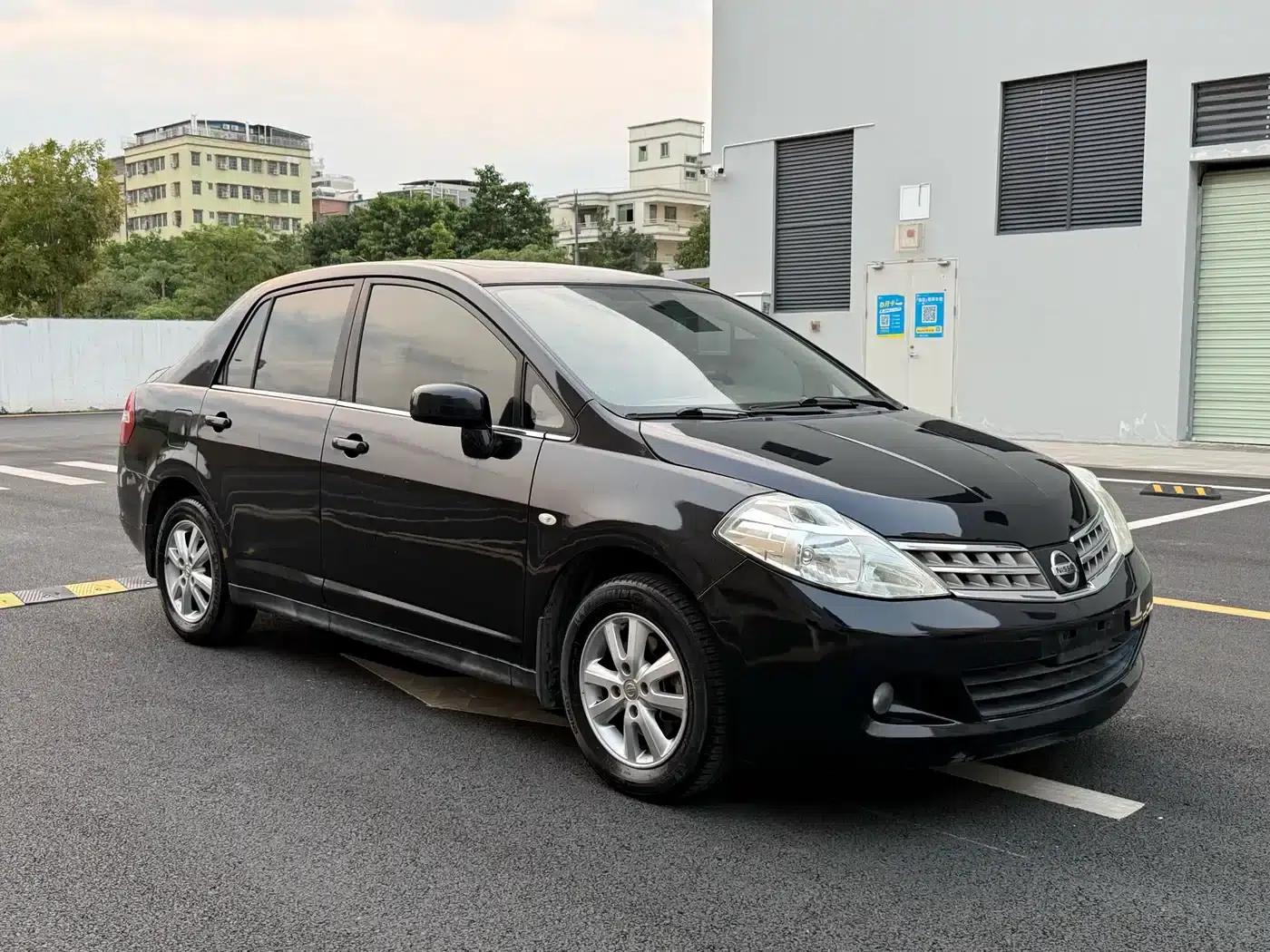 Tiida 2009 1.6L Automatic Technology Edition — миниатюра 3