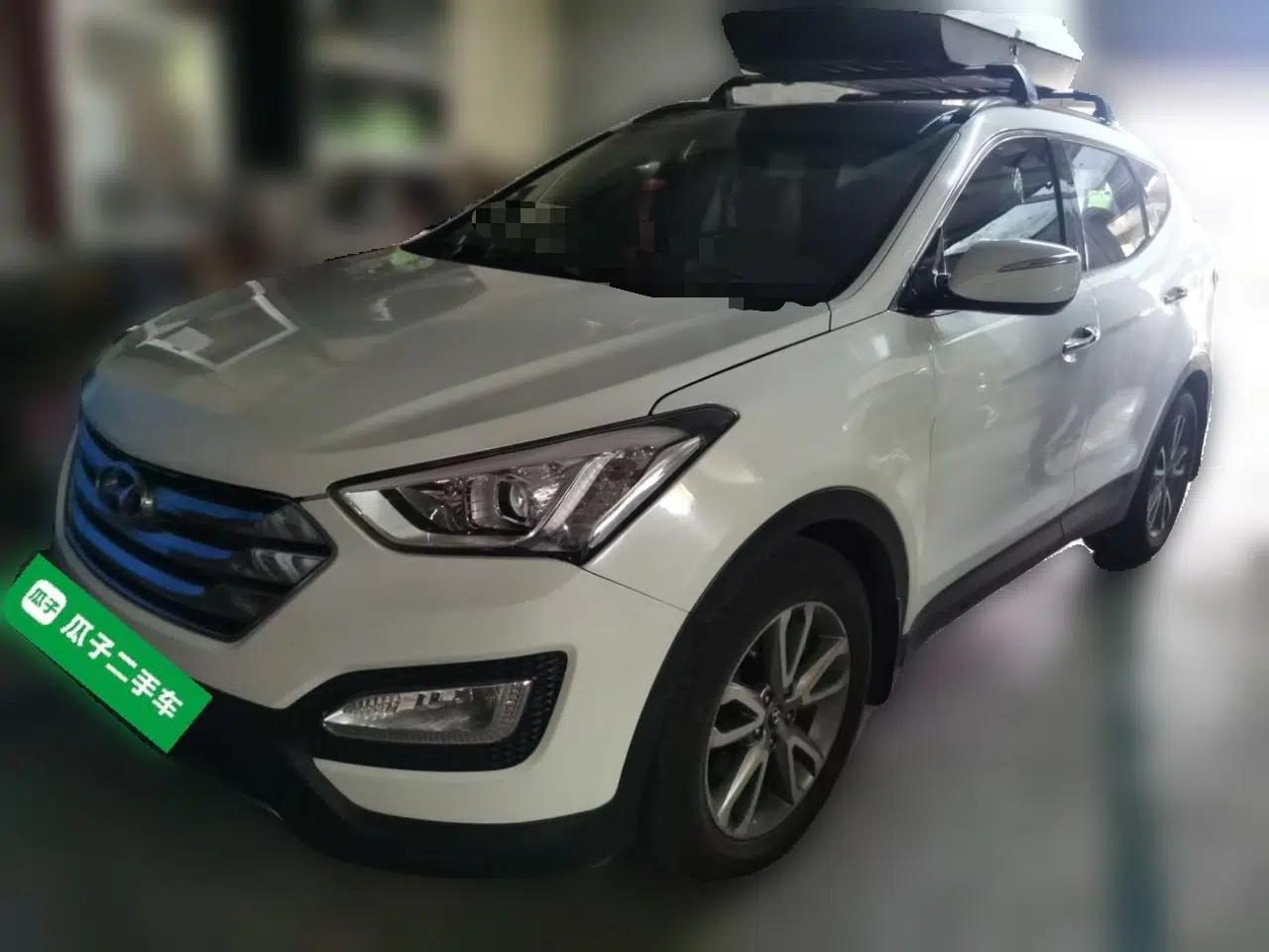 Hyundai Santa Fe Classic 2013 Facelift 3.0L 4x4 Comfort Edition with Navigation Euro IV compliant — миниатюра 1