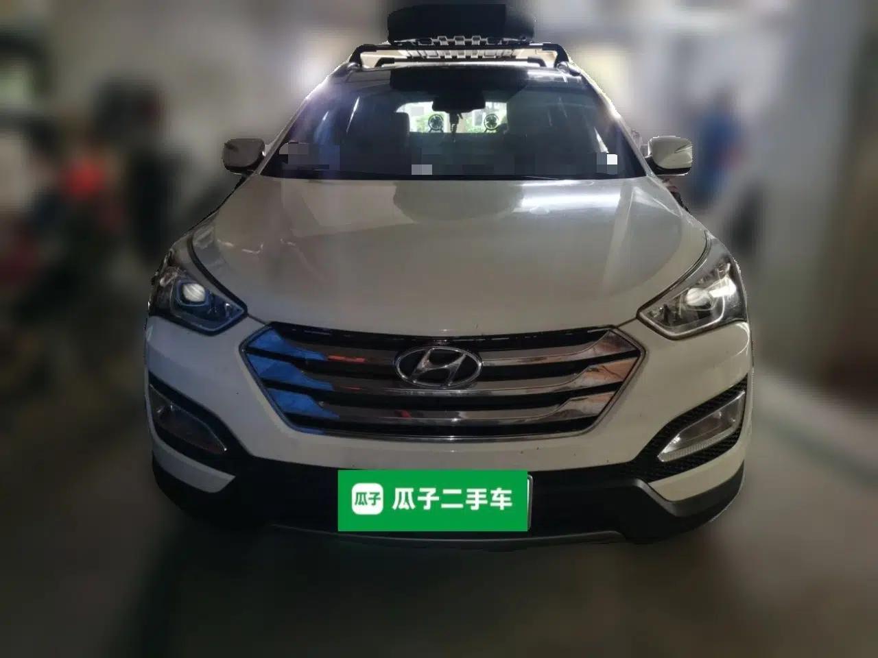 Hyundai Santa Fe Classic 2013 Facelift 3.0L 4x4 Comfort Edition with Navigation Euro IV compliant — миниатюра 2